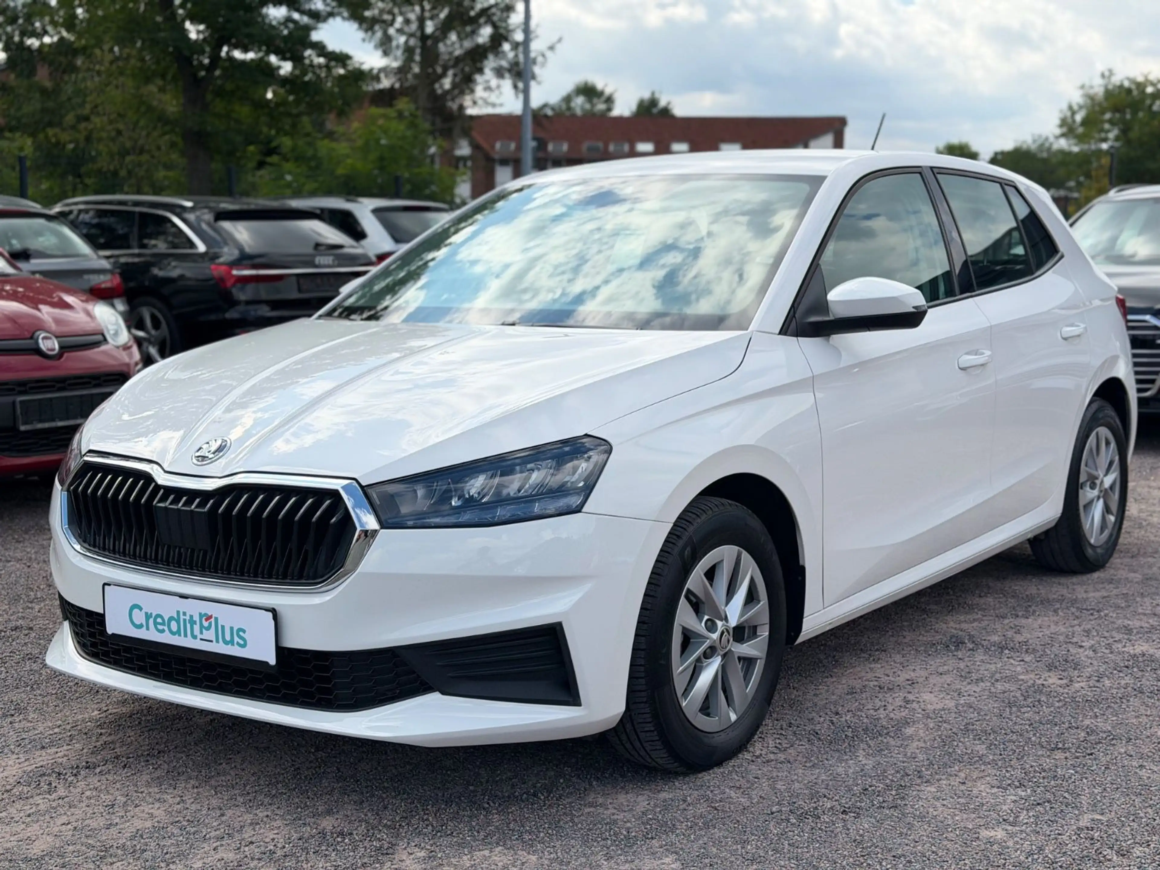 Skoda Fabia Ambition|LANE|TEMP|APPLECAR|PDC|KLIMA|LED