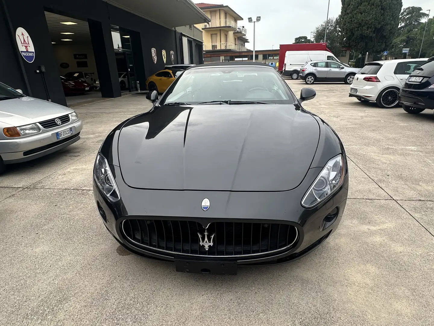 Maserati GranCabrio Grancabrio 4.7 auto Grijs - 2