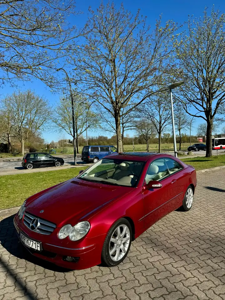 Mercedes-Benz CLK 220