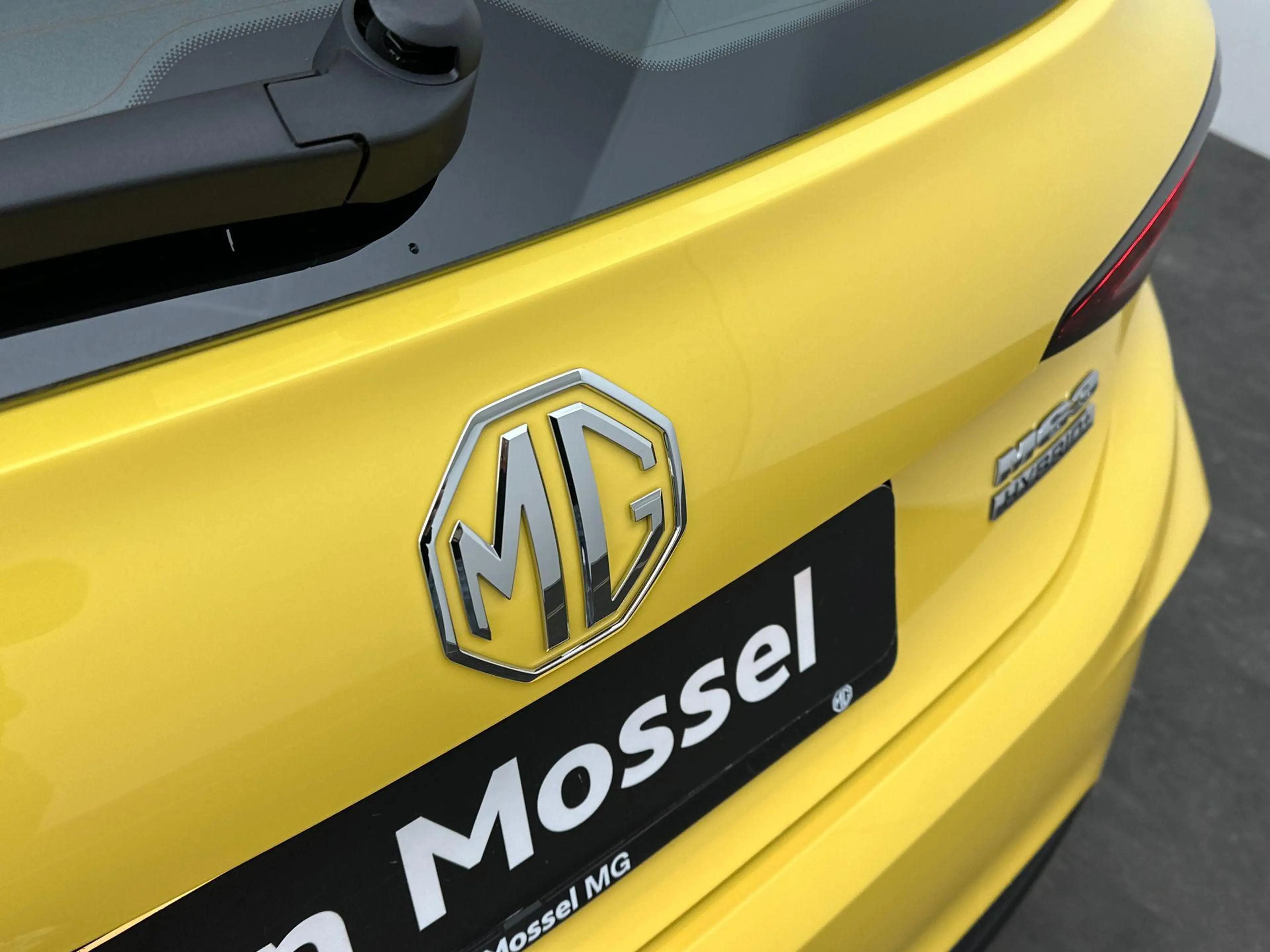 MG MG3 1.5T Hybrid Comfort Madness Edition | Camera | LED — photo 12
