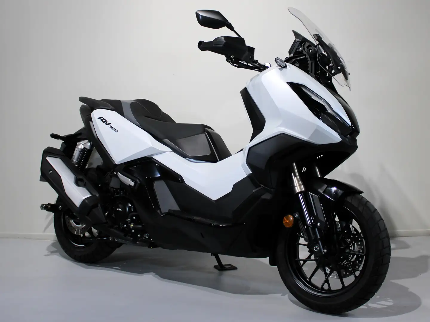 Honda ADV 350 - 2