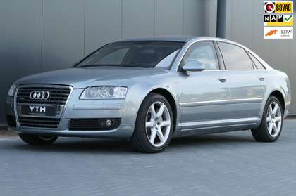 Audi A8 6.0 W12 quattro Lang Youngtimer 14.000km Gepantser