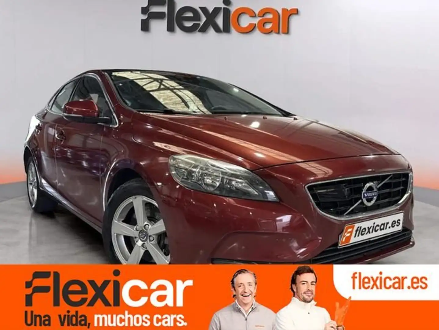 Volvo V40 D2 Momentum 120 Burdeos - 1