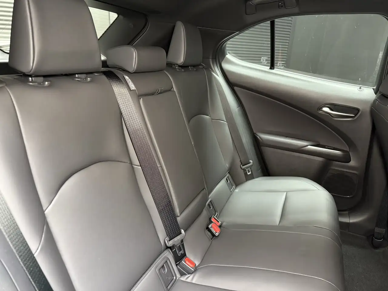 Lexus UX снимка Lexus UX