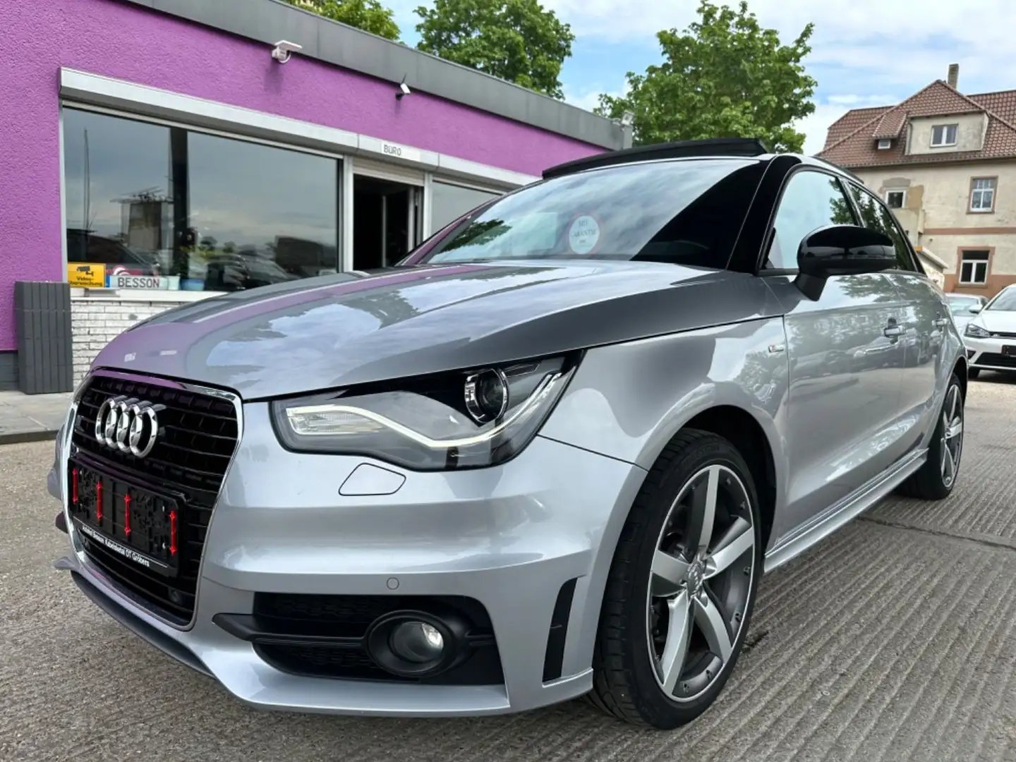 Audi A1 S-Line Sportback" Panorama"Navi" Silber - 1