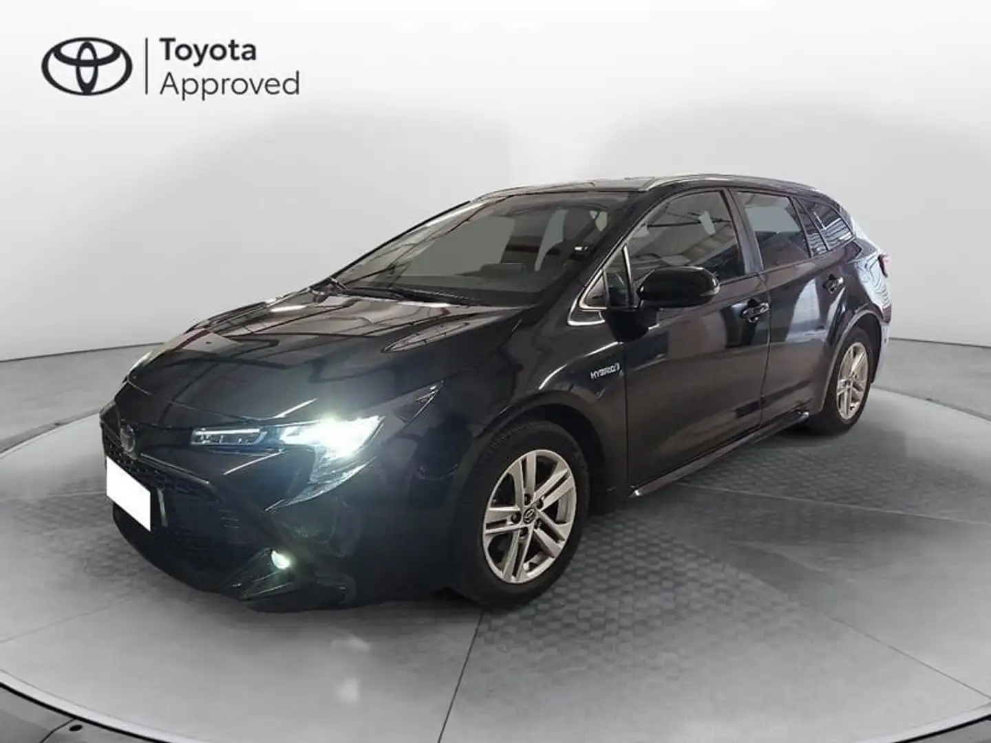 Toyota Corolla Touring Sports 1.8 Hybrid Active Zwart - 1