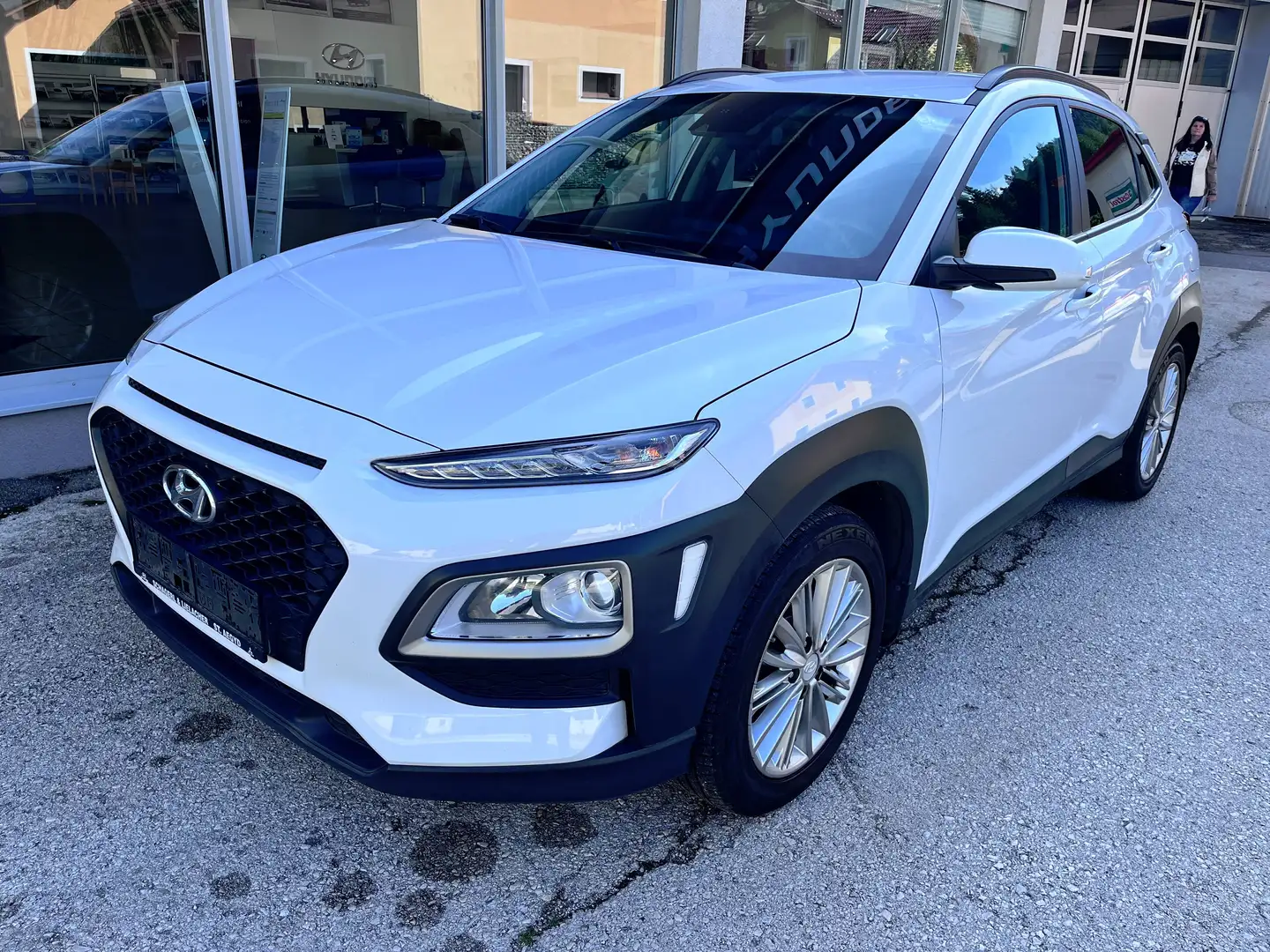 Hyundai KONA Level 3 Plus 1,6 CRDi 4WD DCT Weiß - 2