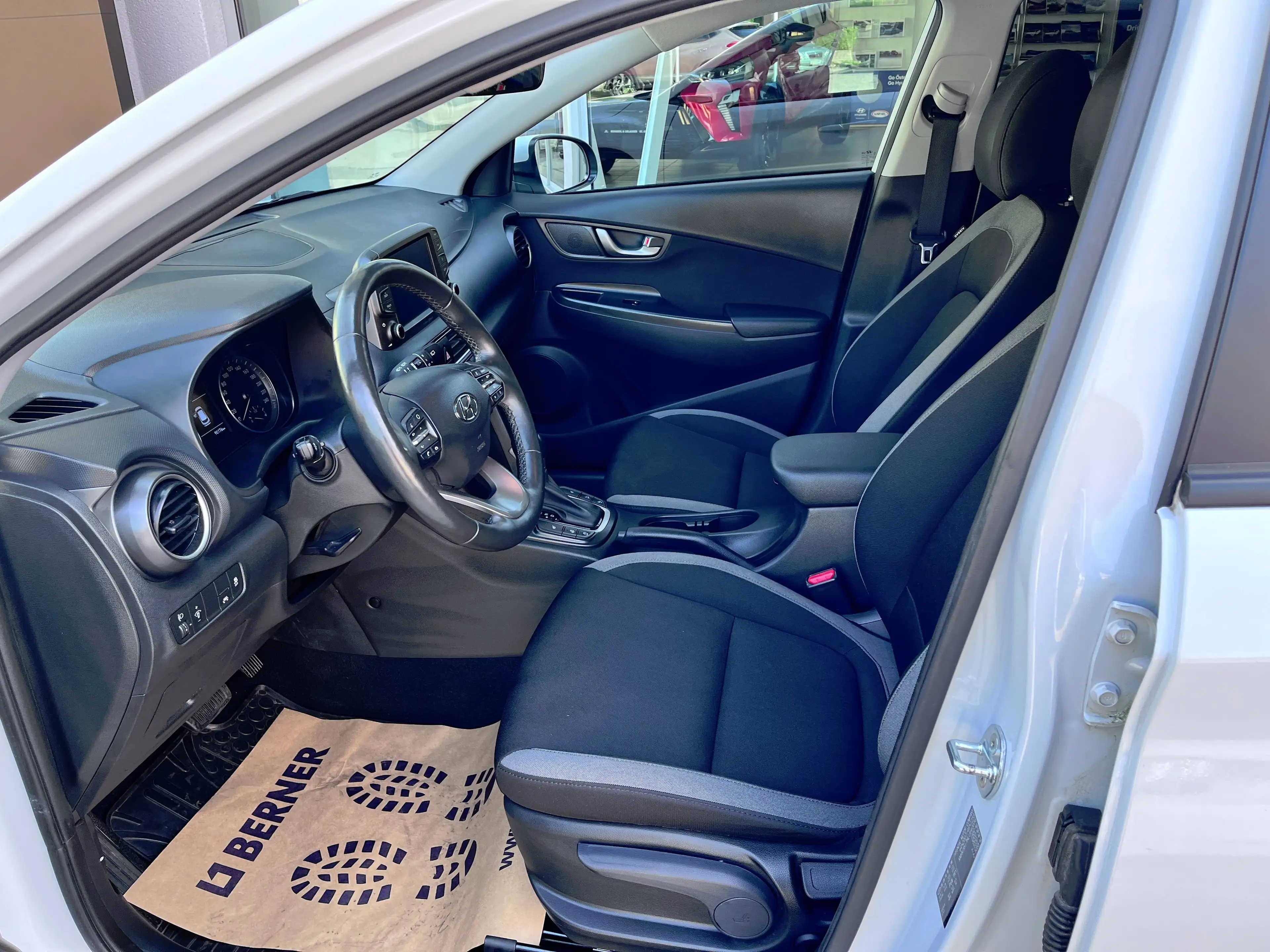 Hyundai KONA Level 3 Plus 1,6 CRDi 4WD DCT — photo 7
