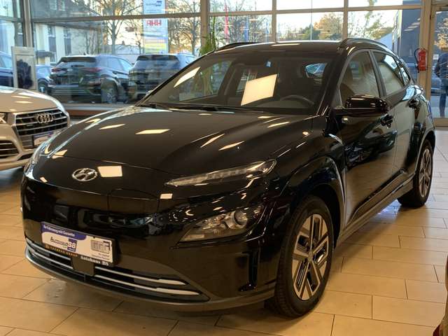 Imagine Hyundai KONA Select*ACC*ST-Heiz*CarPlay*SHZ*R.cam*DAB