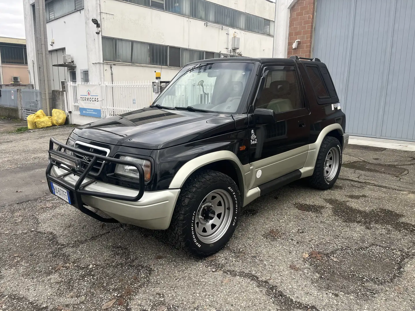 Suzuki Grand Vitara 5p 2.0 16v c/2airbag Nero - 1