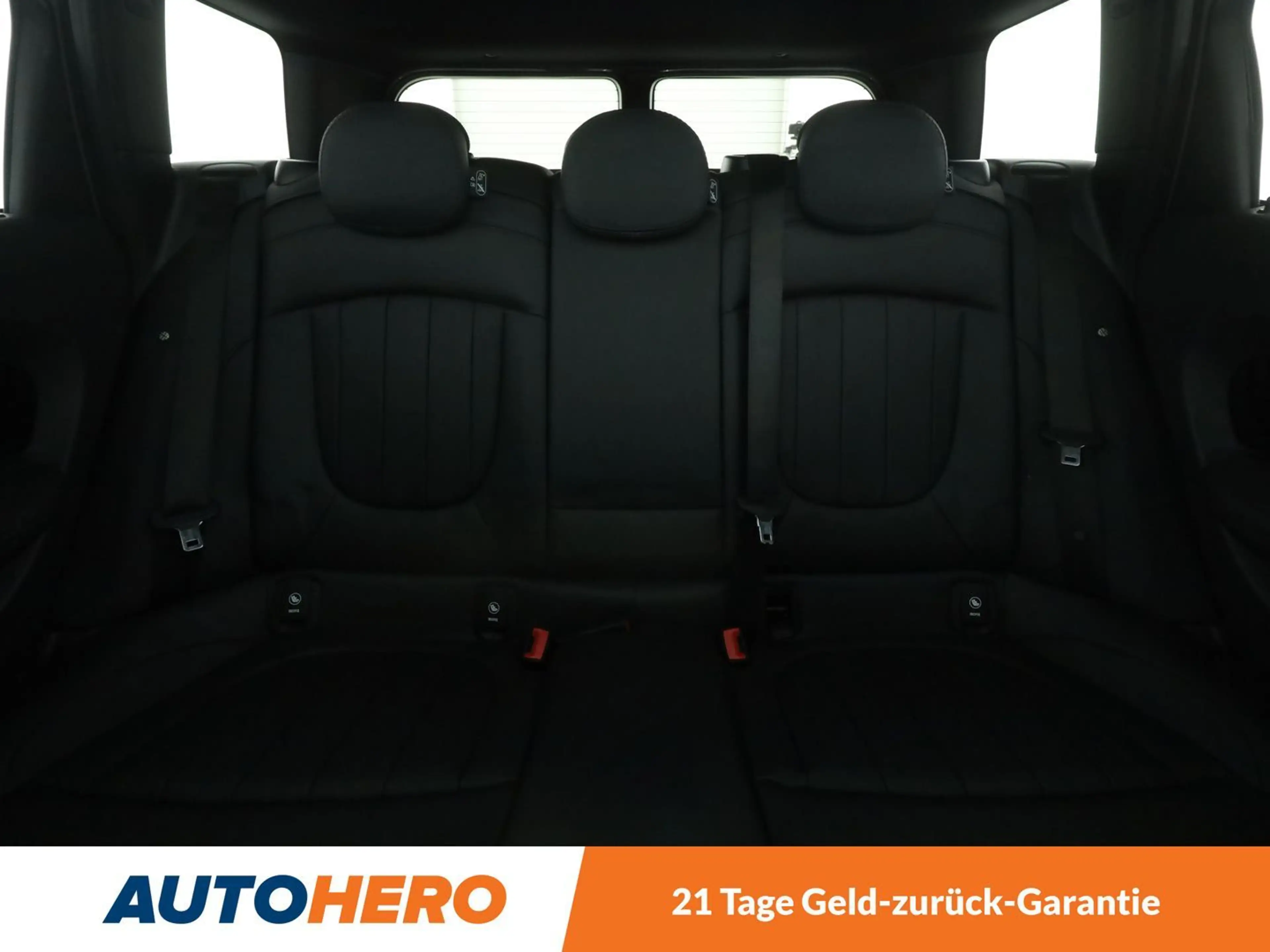 MINI Cooper S Clubman Cooper S Aut.*NAVI*LED*TEMPO*PANO*CAM*H&K* — photo 15