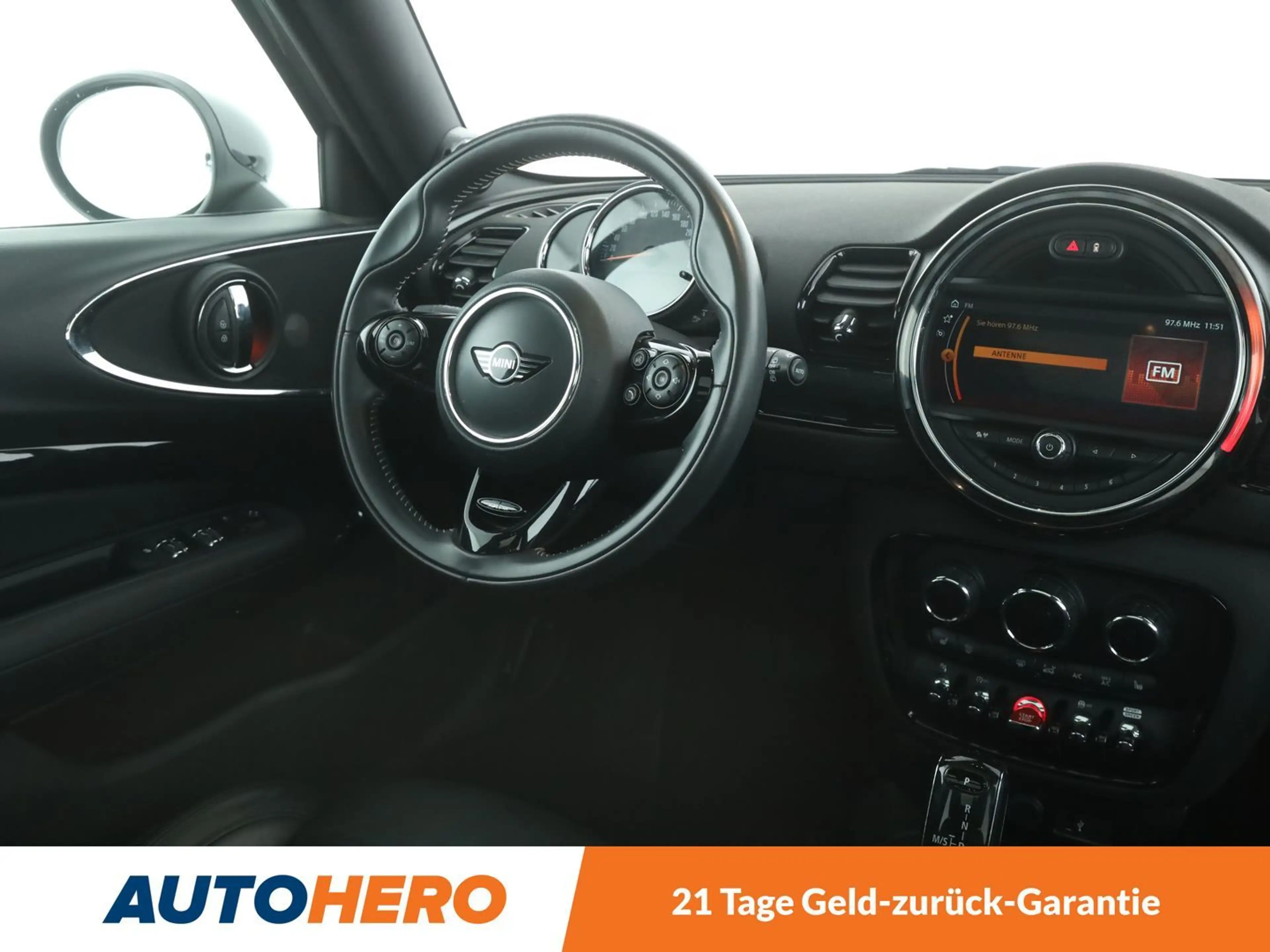 MINI Cooper S Clubman Cooper S Aut.*NAVI*LED*TEMPO*PANO*CAM*H&K* — photo 13
