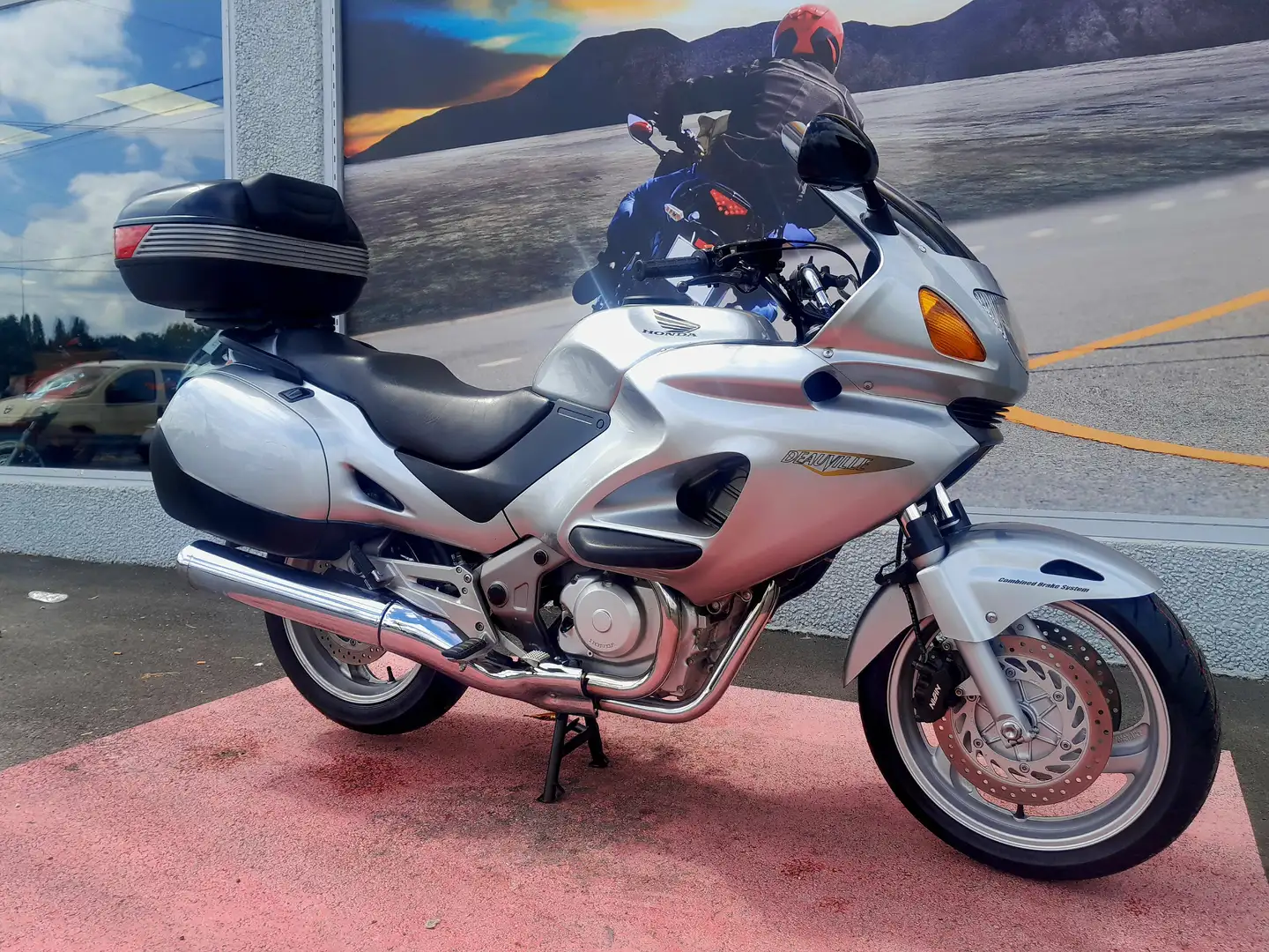 Honda NT 650 DEAUVILLE - 2
