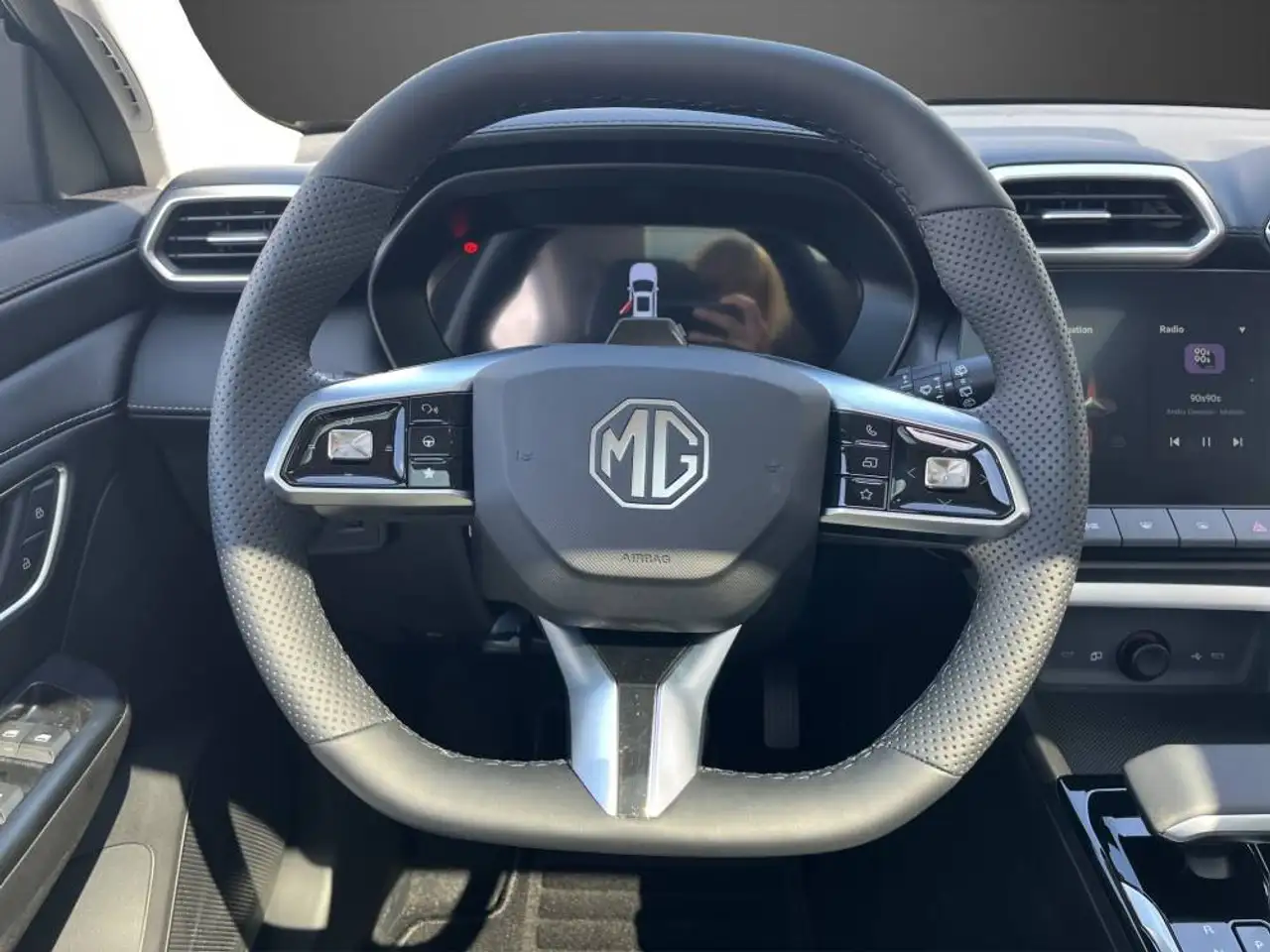 MG ZS
