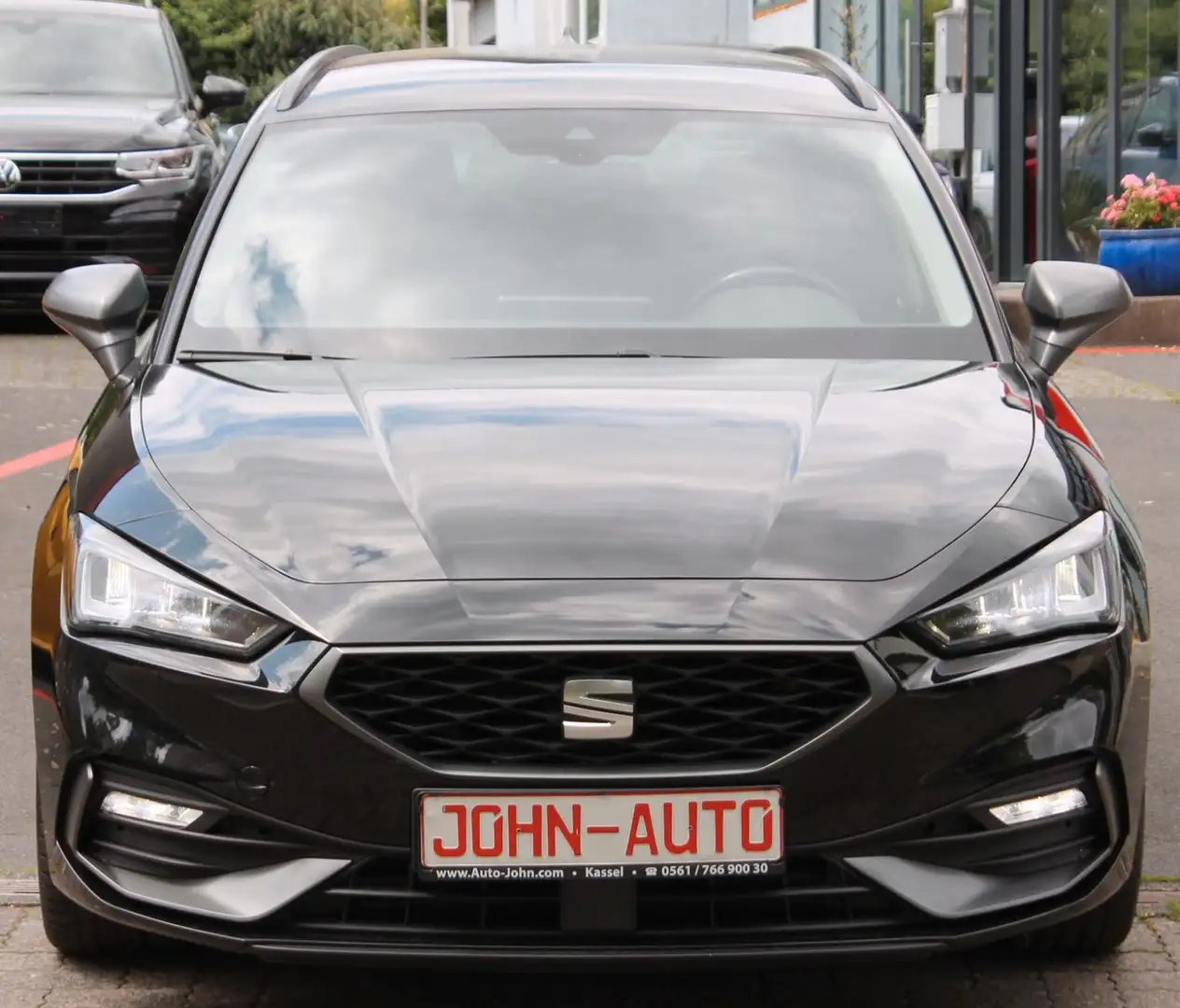 SEAT Leon Sportstourer FR *1.Hd*Automatik*LED*AHK* Nero - 2