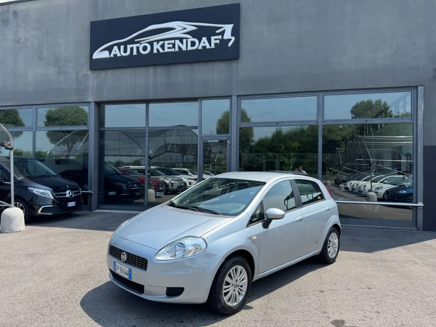 Fiat Grande Punto 1.2 5 porte Dynamic Zilver - 1