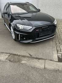 Avant quattro tiptronic