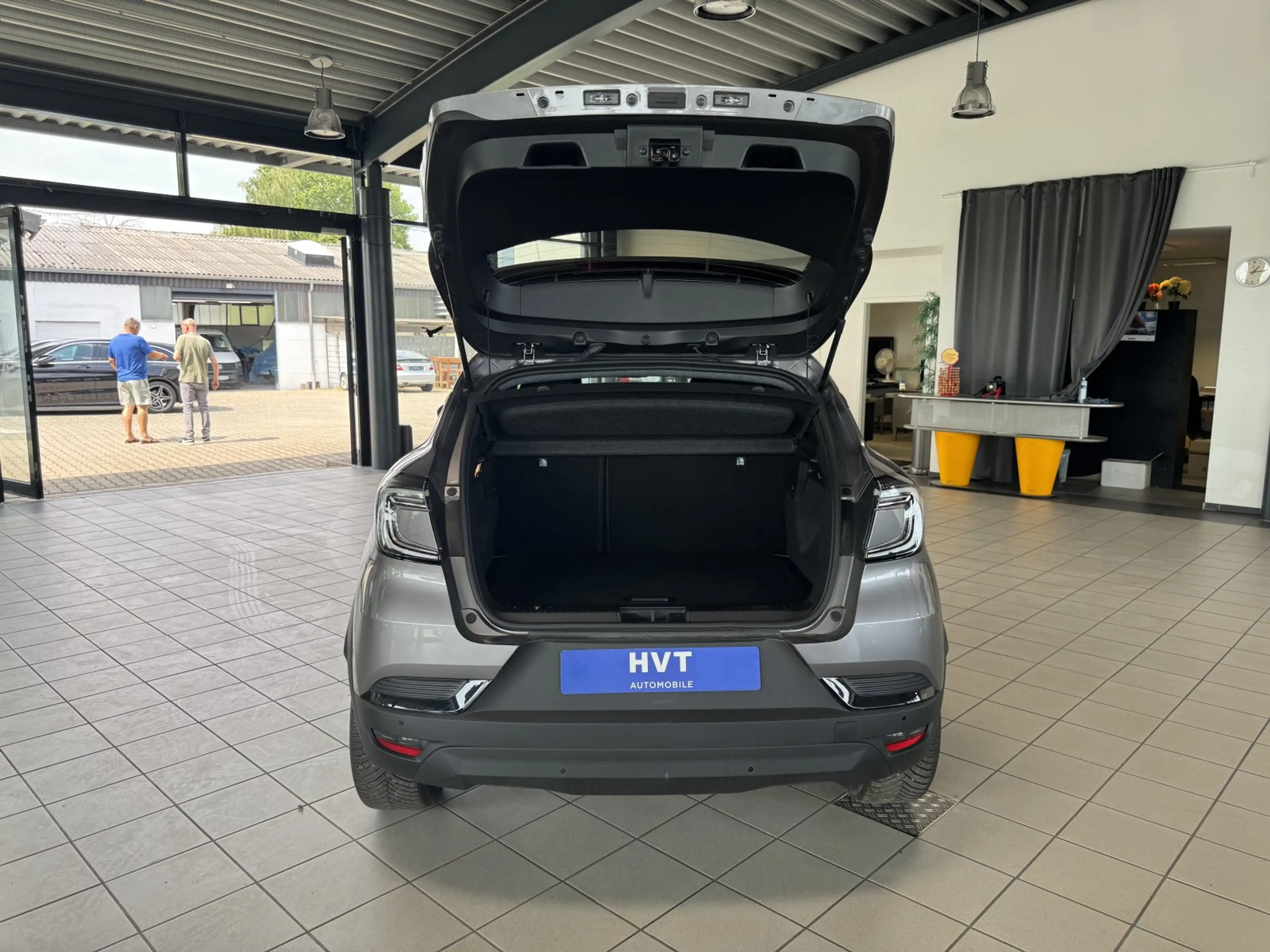 Renault Captur 1.3 TCe 140 EDC Techno|ACC|LED|SHZ|LHZ|18ZOLL — photo 12