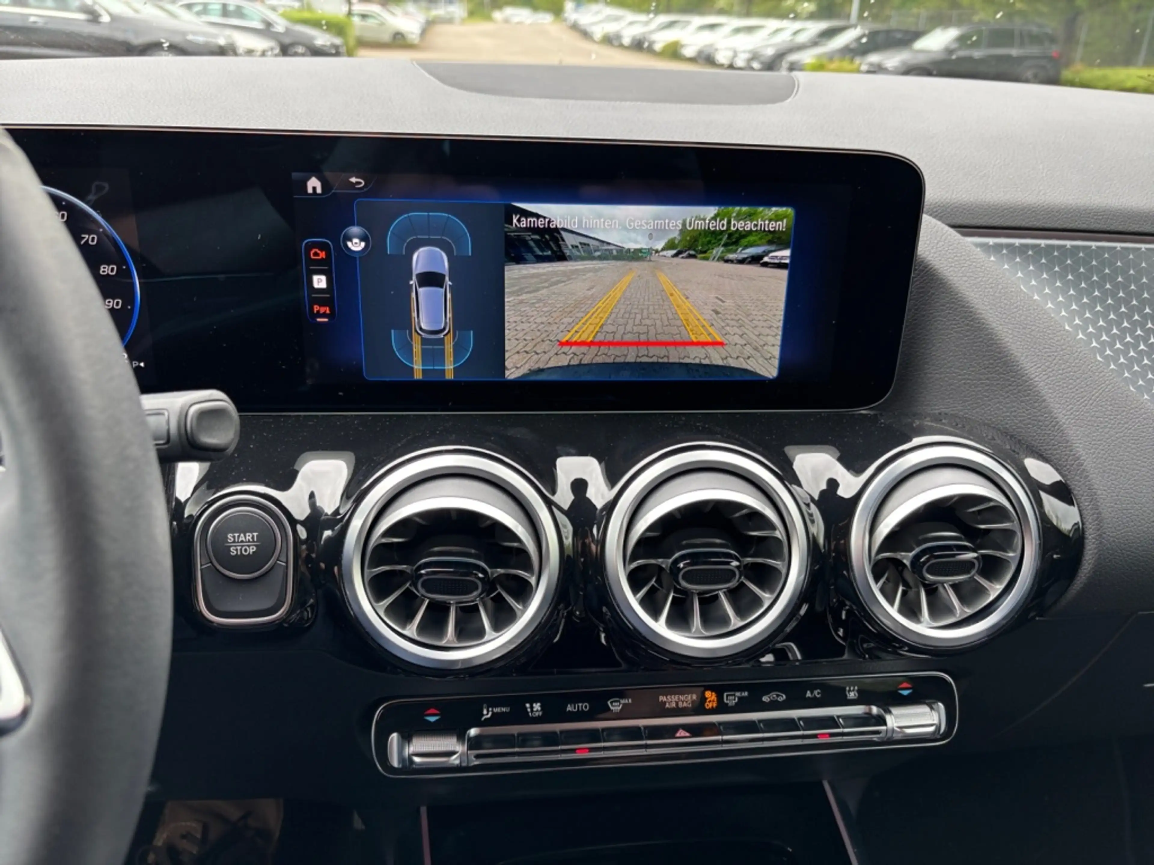 Mercedes-Benz EQA 300 4MATIC Progressive*Soundsystem — photo 12