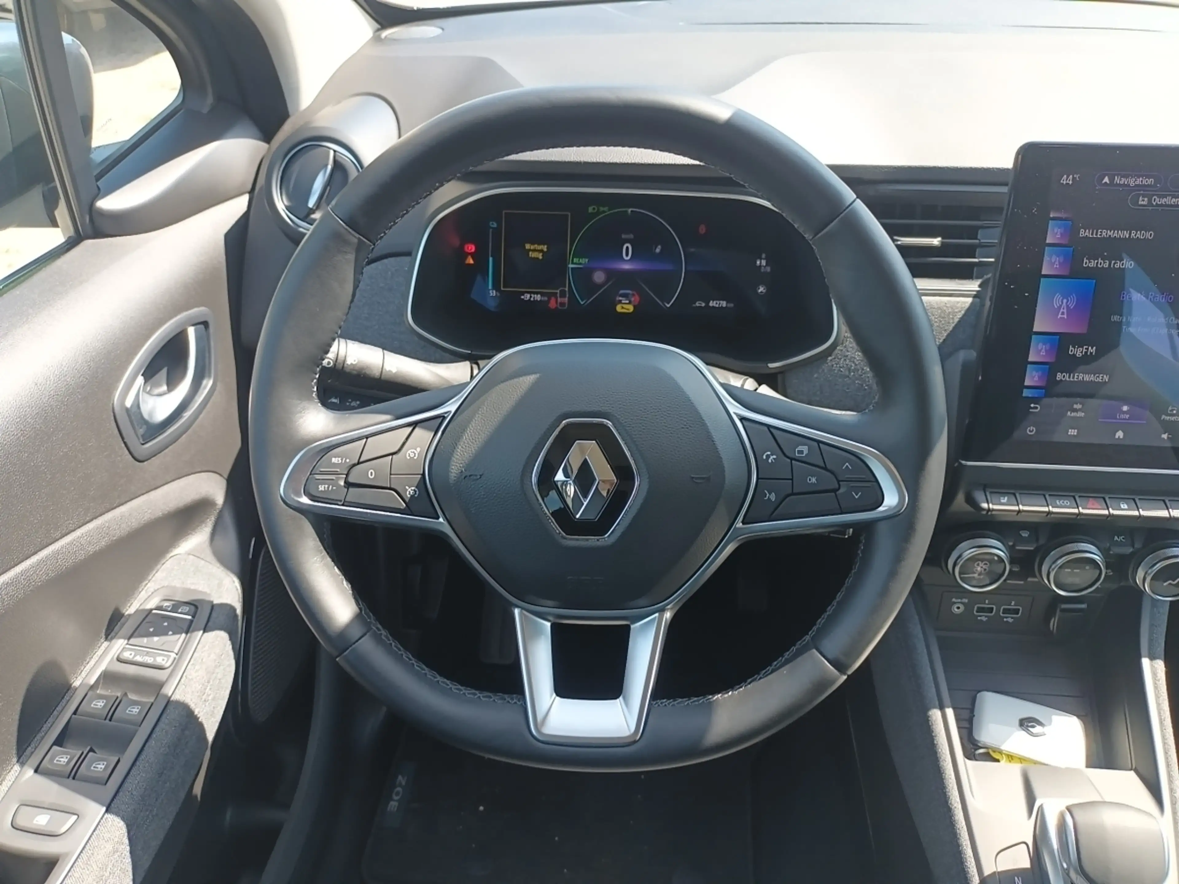 Renault ZOE R135 E-Tech Techno EV50*CARPLAY+TEMPOMAT+PDC+CCS — photo 8