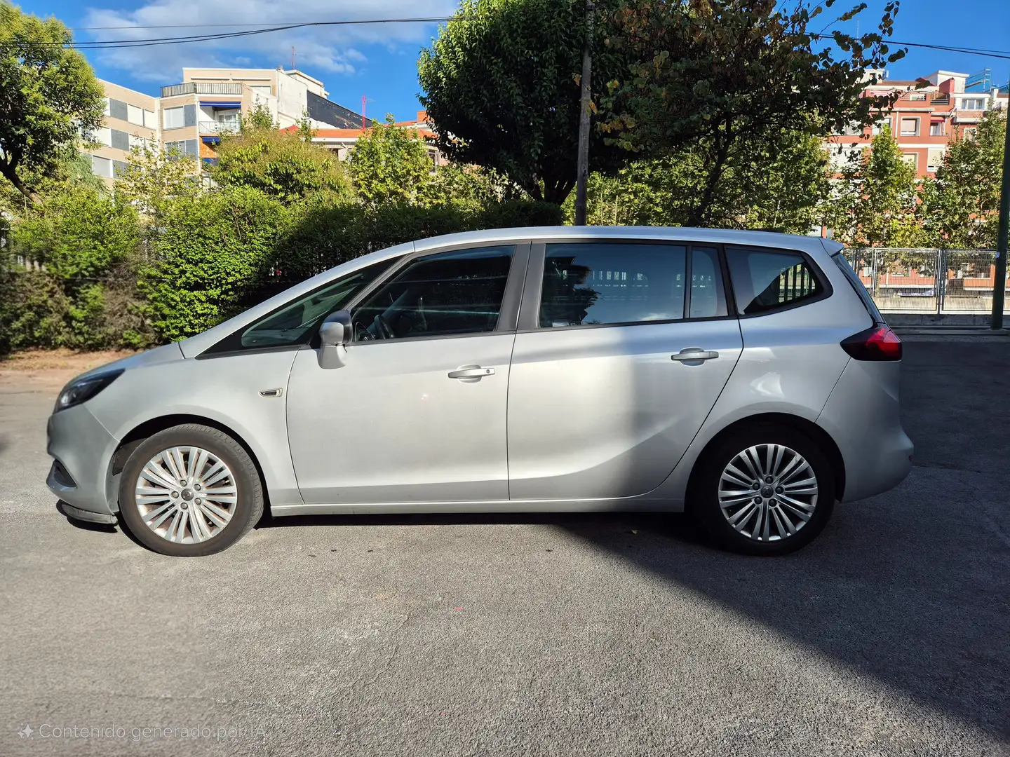 Opel Zafira Tourer Zafira Tourer 1.6CDTi S/S Selective 136 Selective Argent - 1