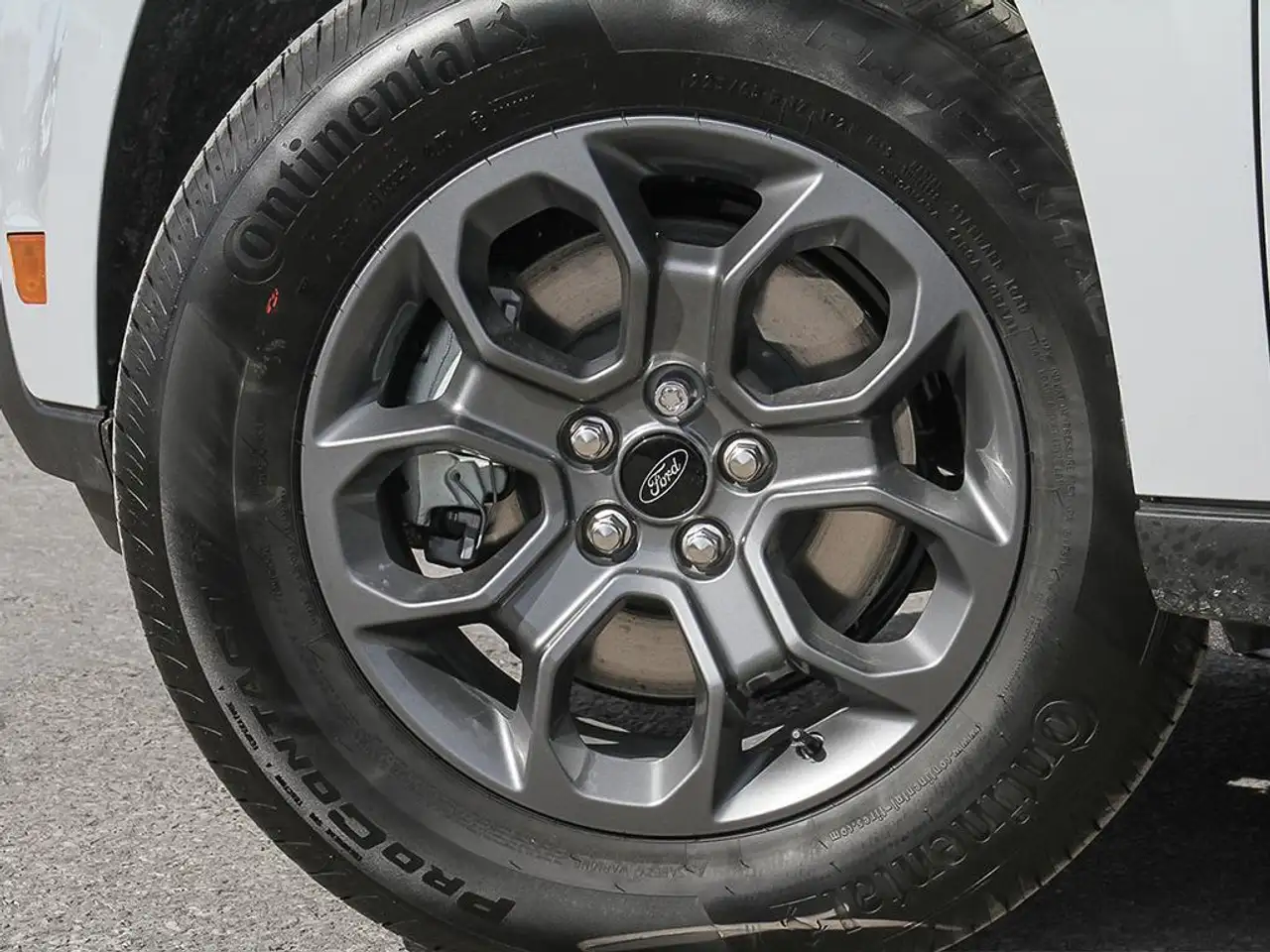 Ford Maverick снимка Ford Maverick