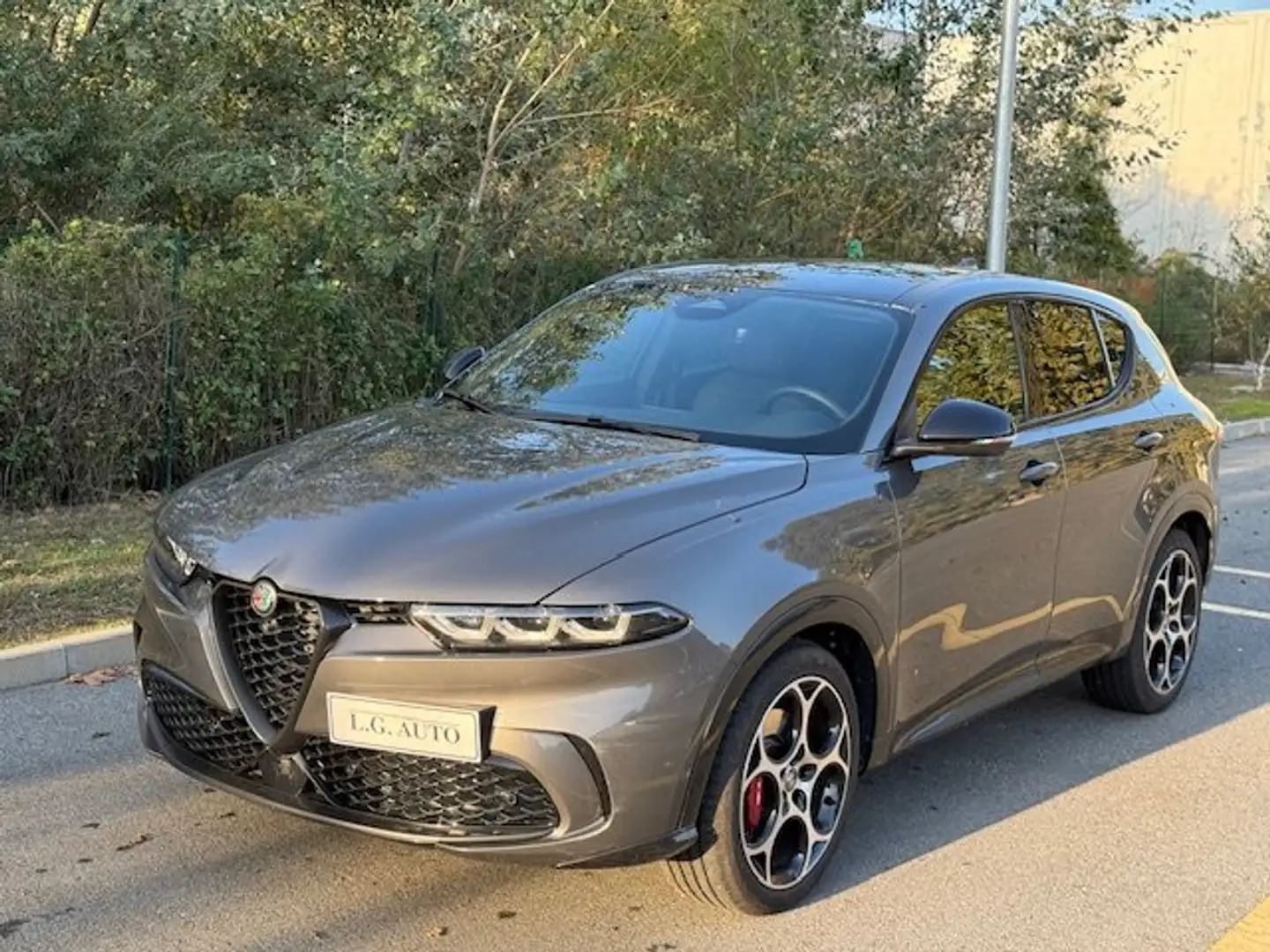 Alfa Romeo Tonale 1.5 hybrid Veloce 160cv tct7 * IPER FULL* Grijs - 1