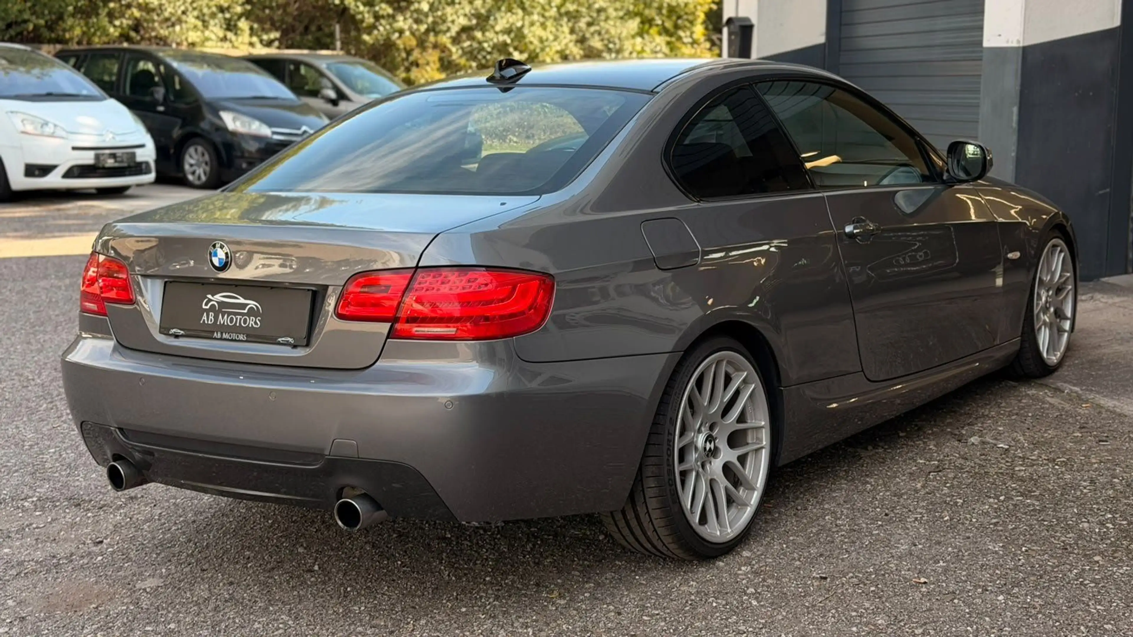 BMW 335 i Coupé — photo 5