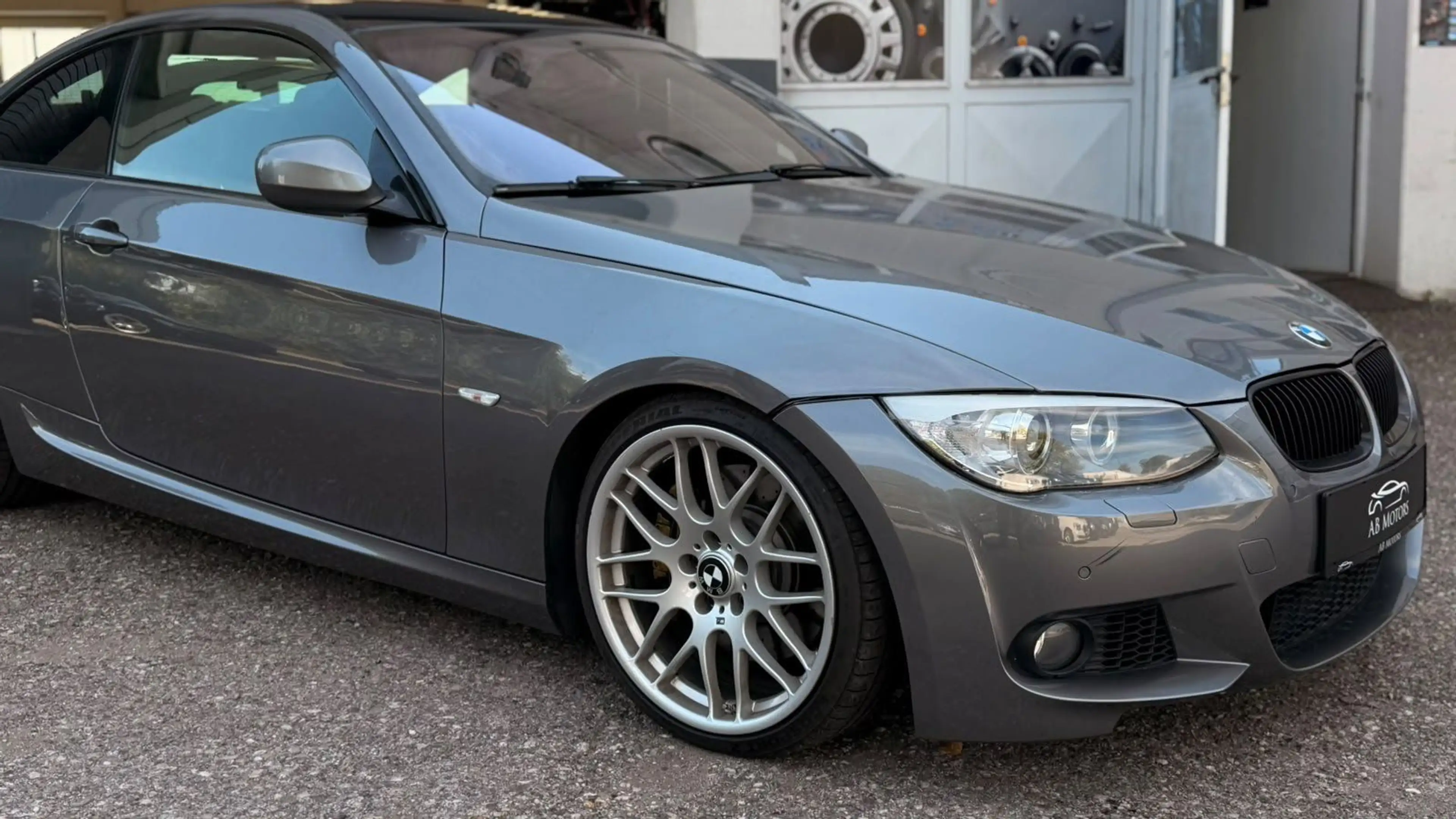 BMW 335 i Coupé — photo 2