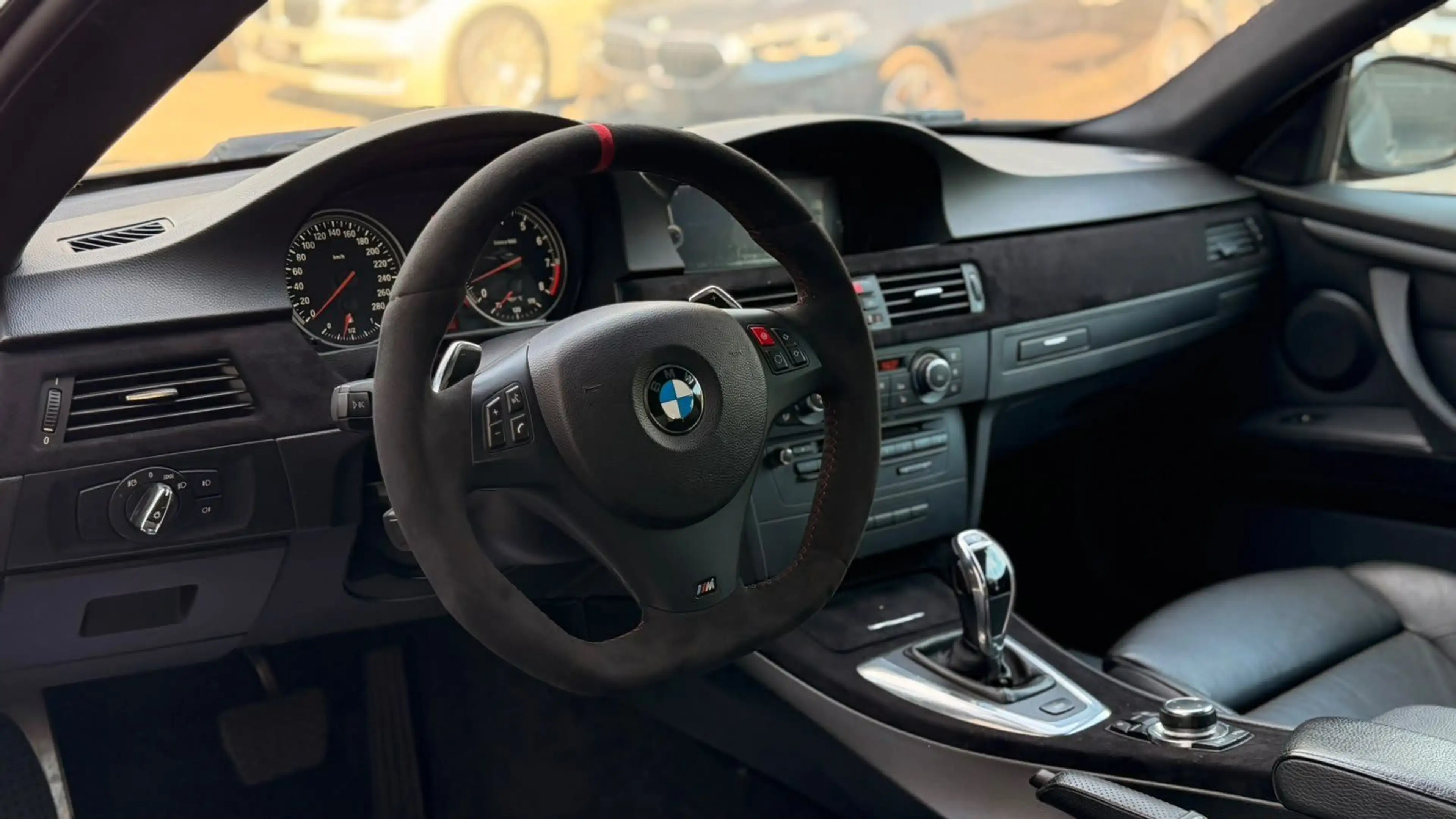 BMW 335 i Coupé — photo 9