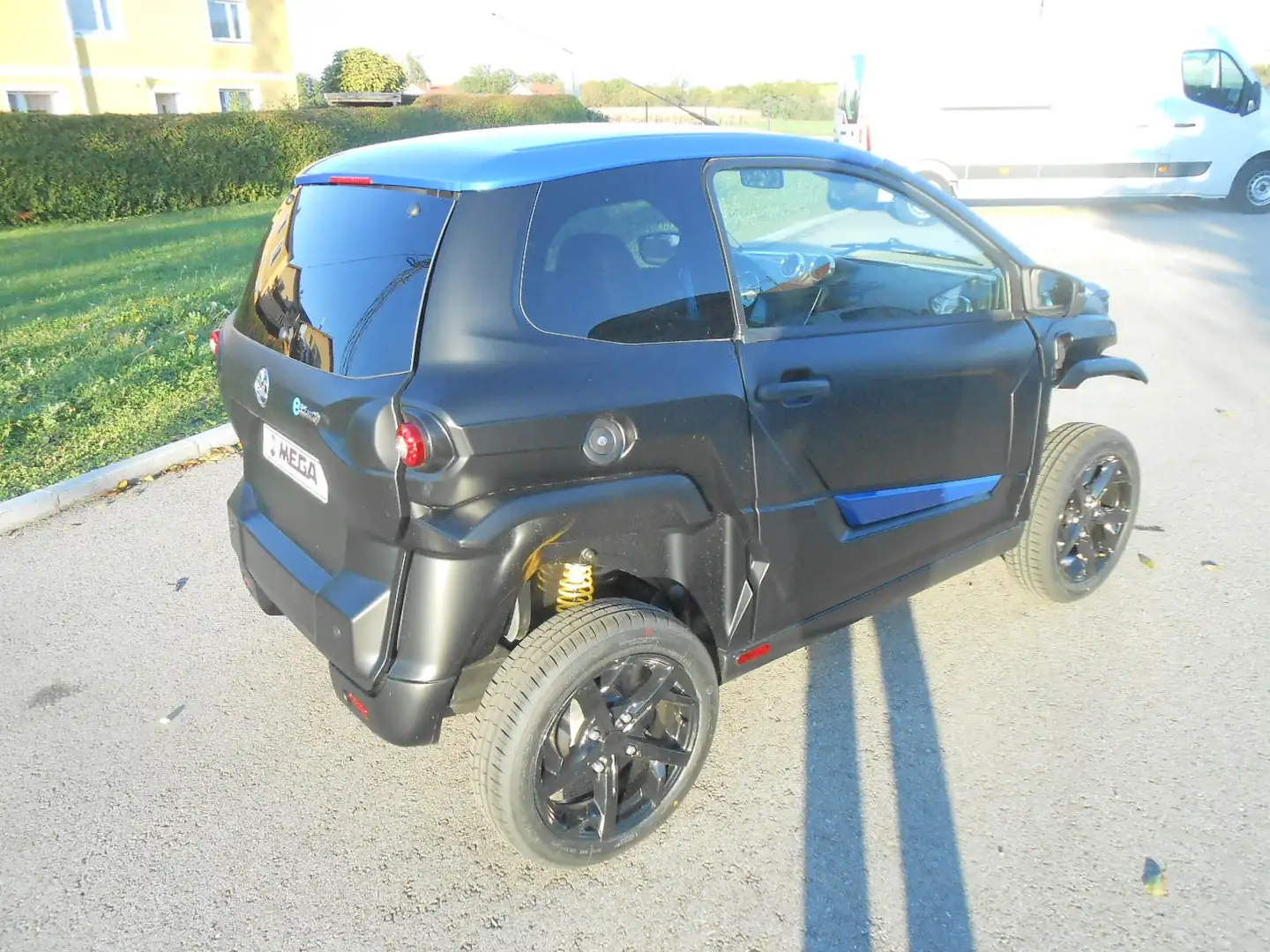 Aixam Scouty R e-Scouty 7,4KWH(Vorführwagen) Albastru - 2