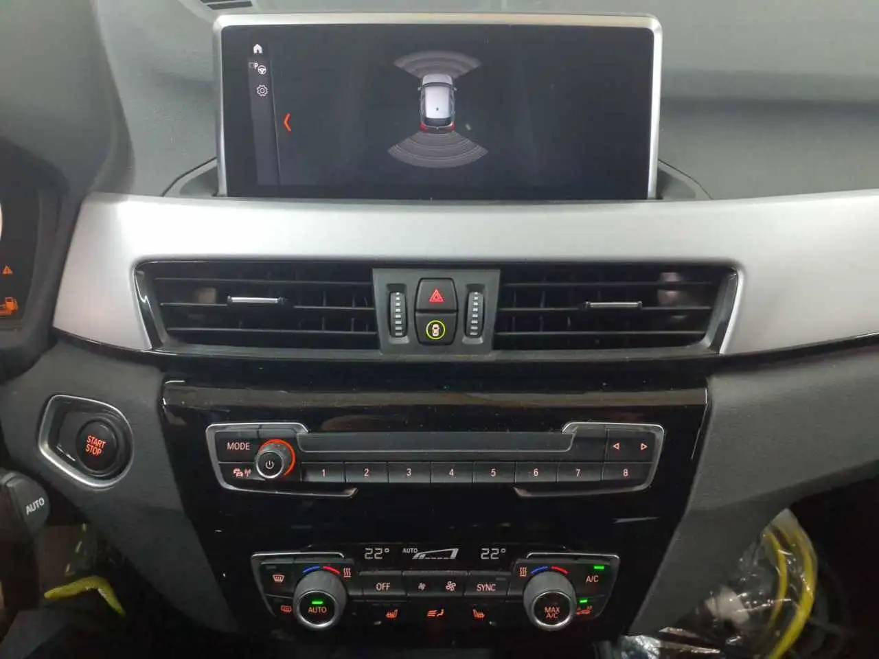 BMW X1 X1 xDrive25e Advantage Navi Leder Pano 15