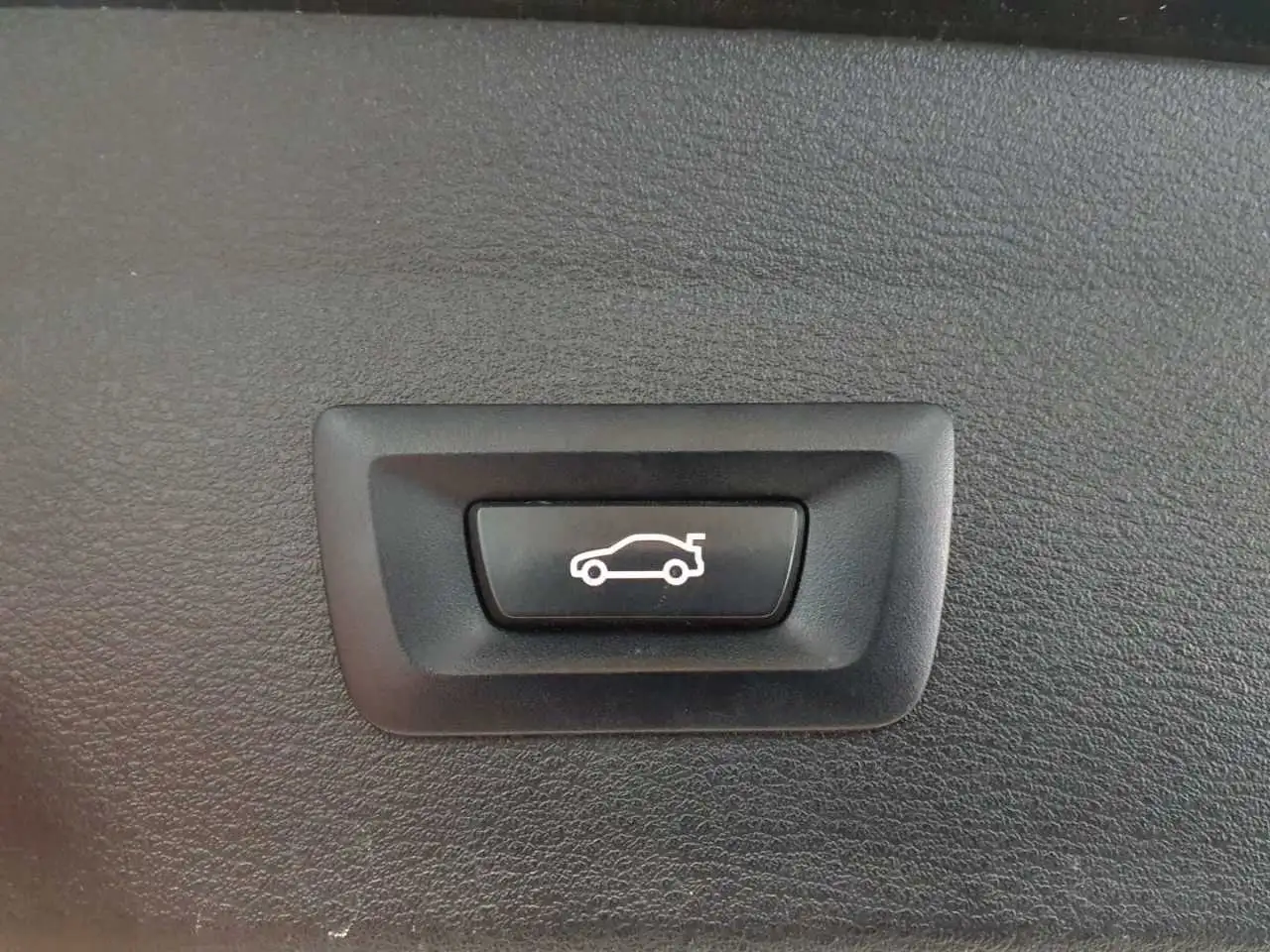 BMW X1 X1 xDrive25e Advantage Navi Leder Pano 11