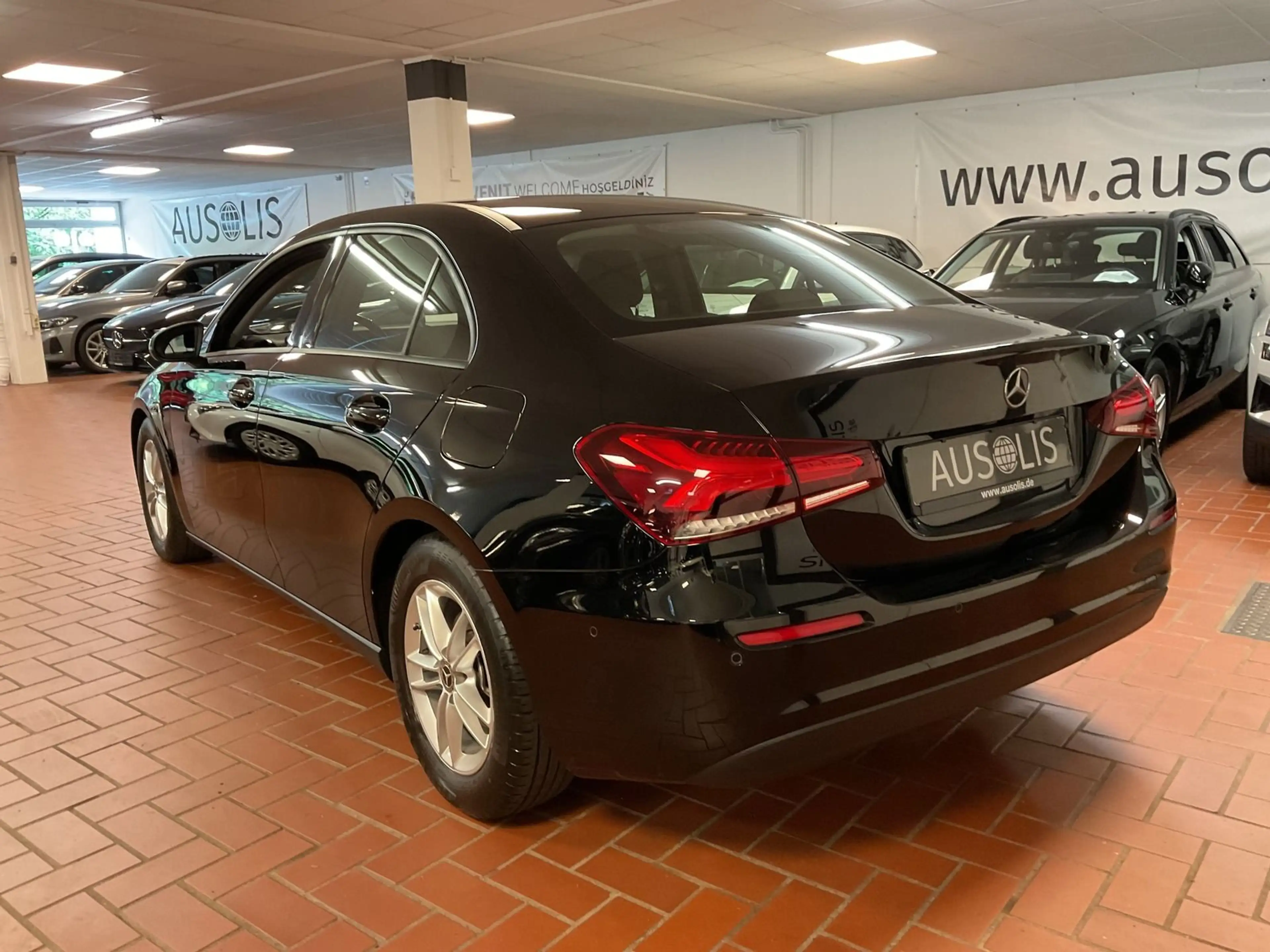 Mercedes-Benz A 180 Limousine Business Solution LED,Kamera,MBUX — photo 6