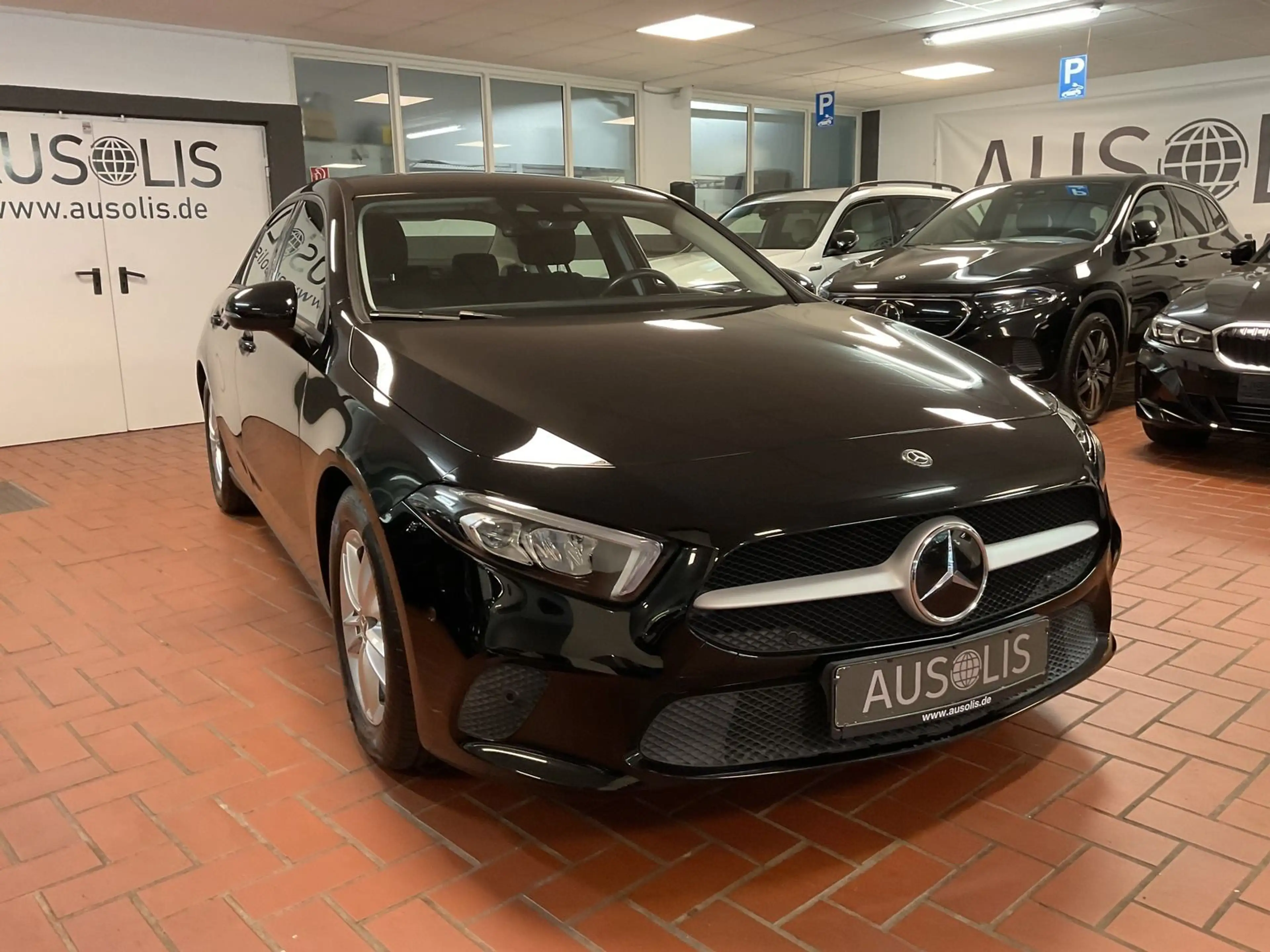Mercedes-Benz A 180 Limousine Business Solution LED,Kamera,MBUX — photo 3