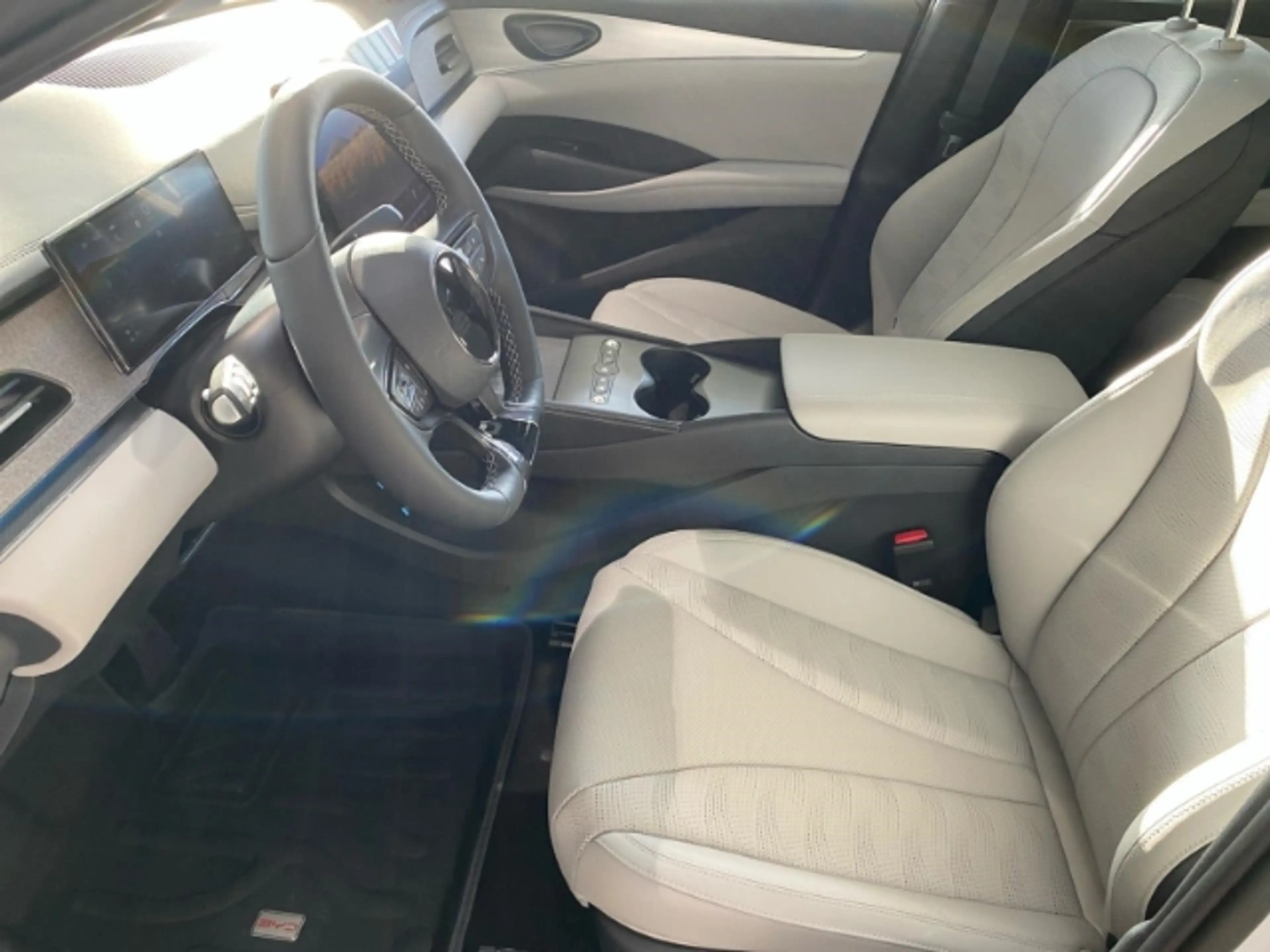 BYD Seal 1.5 Comfort/Panorama/Elektr.Heckkl./Navi/Sitzheizu — photo 8