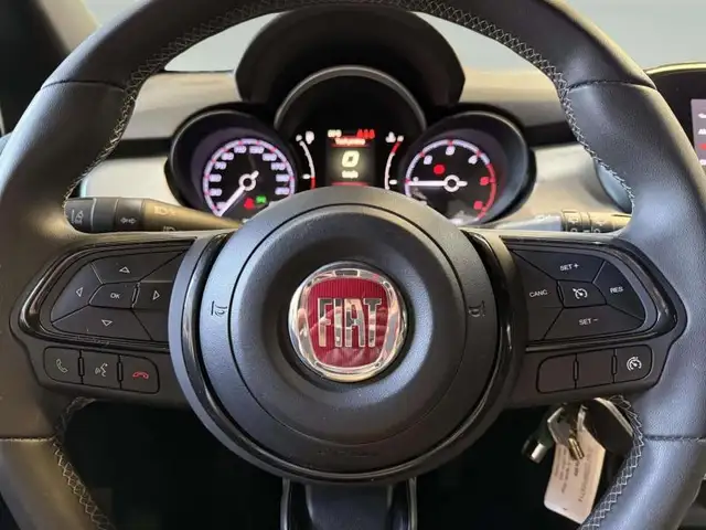 Fiat 500x view 11