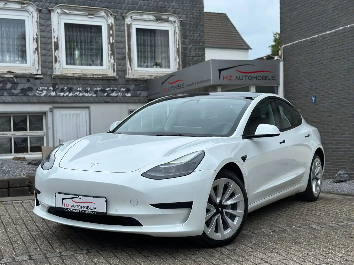Tesla Model 3 Basis RWD 55kwh *ACC*KAMERA*LED*LRDHZ Weiß - 2