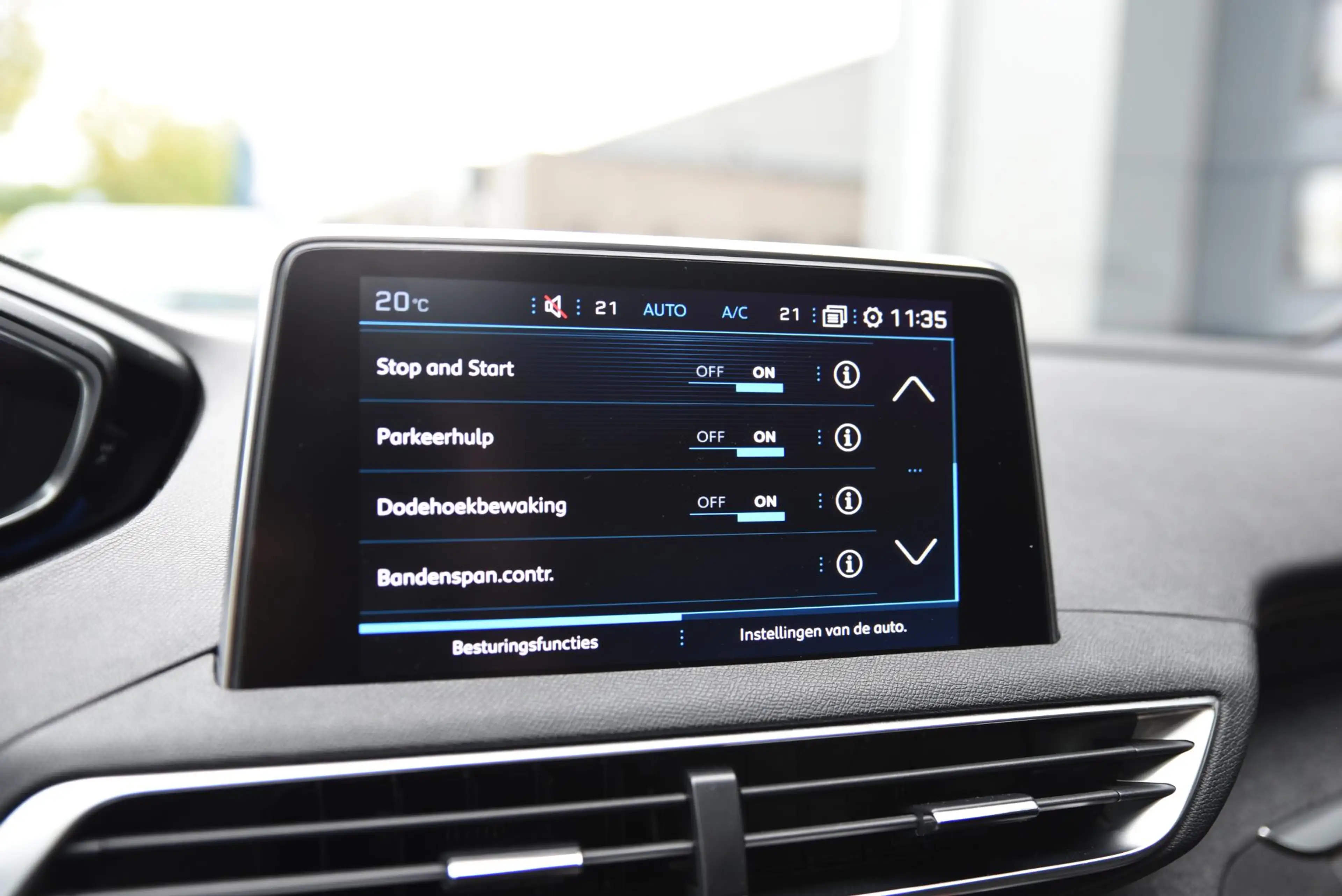 Peugeot 5008 1.6 PureTech GT-Line — photo 44