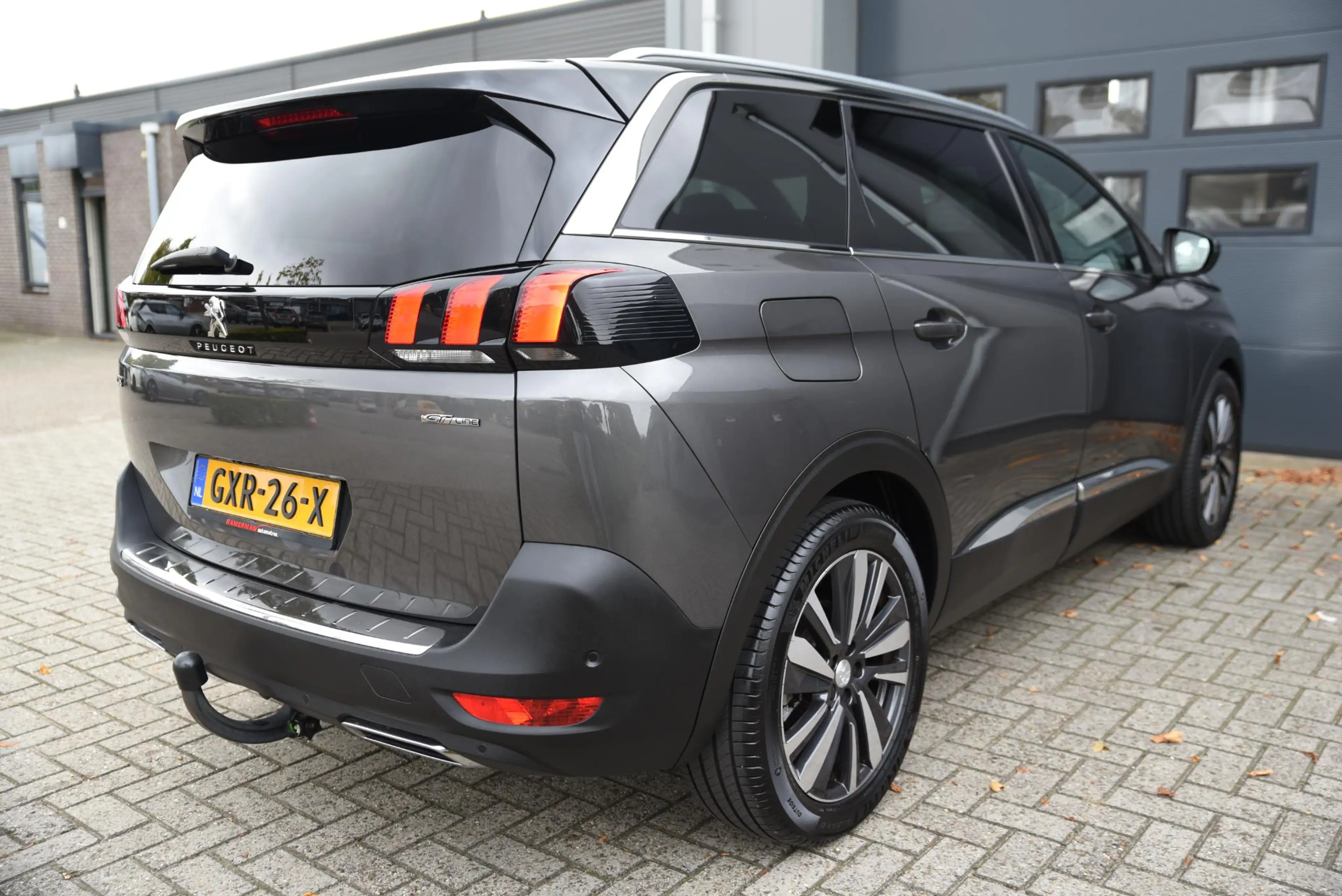 Peugeot 5008 1.6 PureTech GT-Line — photo 30
