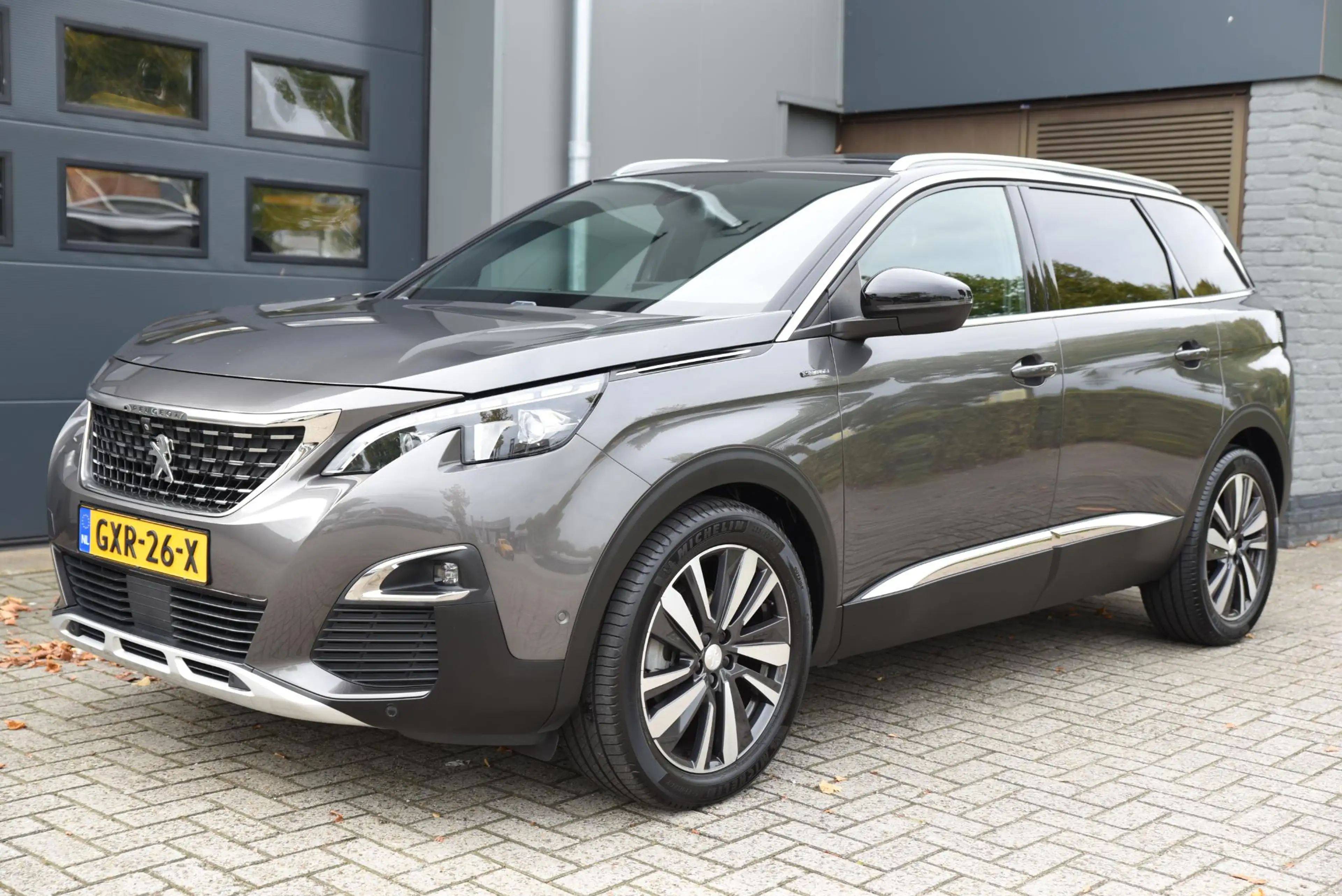 Peugeot 5008 1.6 PureTech GT-Line — photo 10