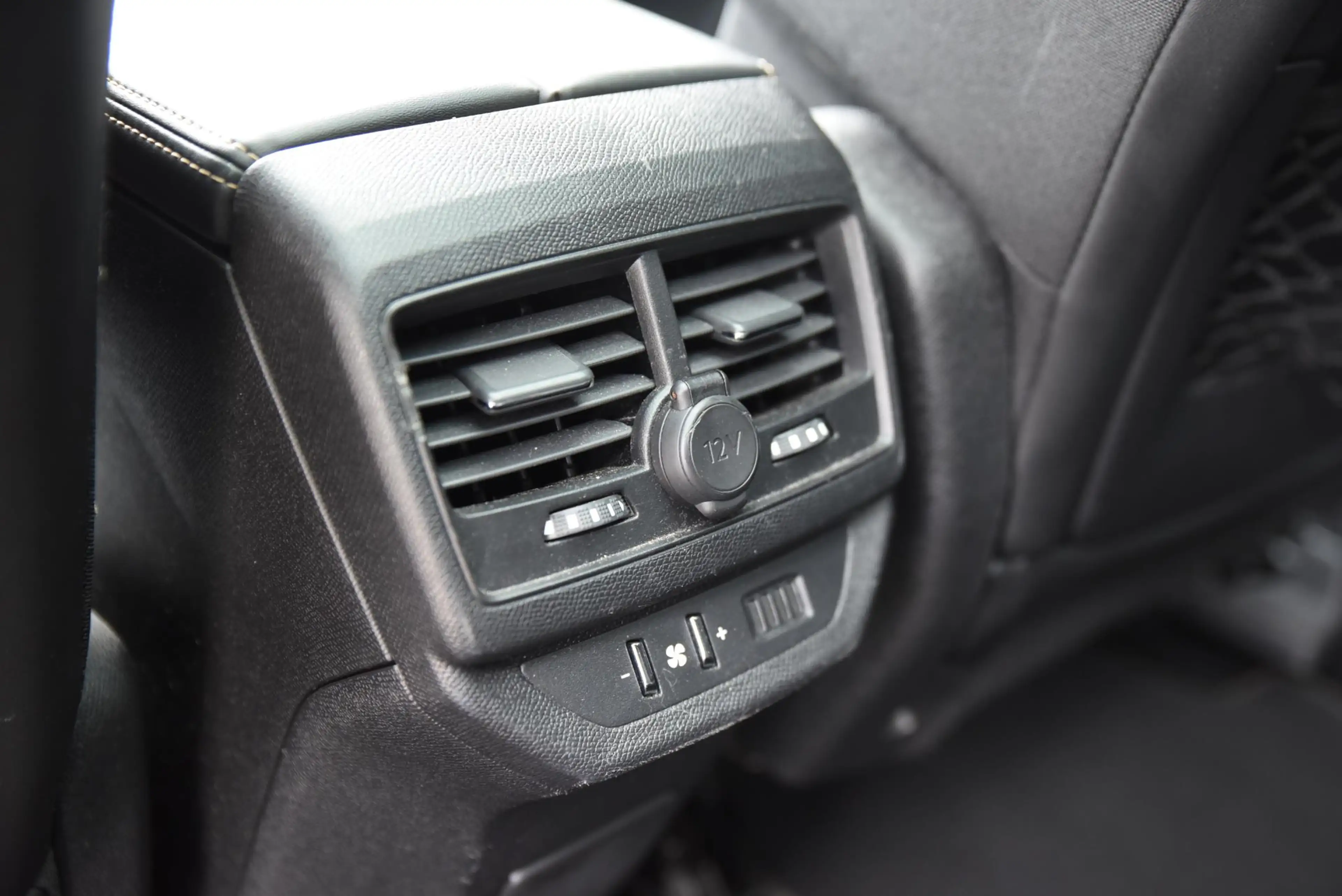 Peugeot 5008 1.6 PureTech GT-Line — photo 20