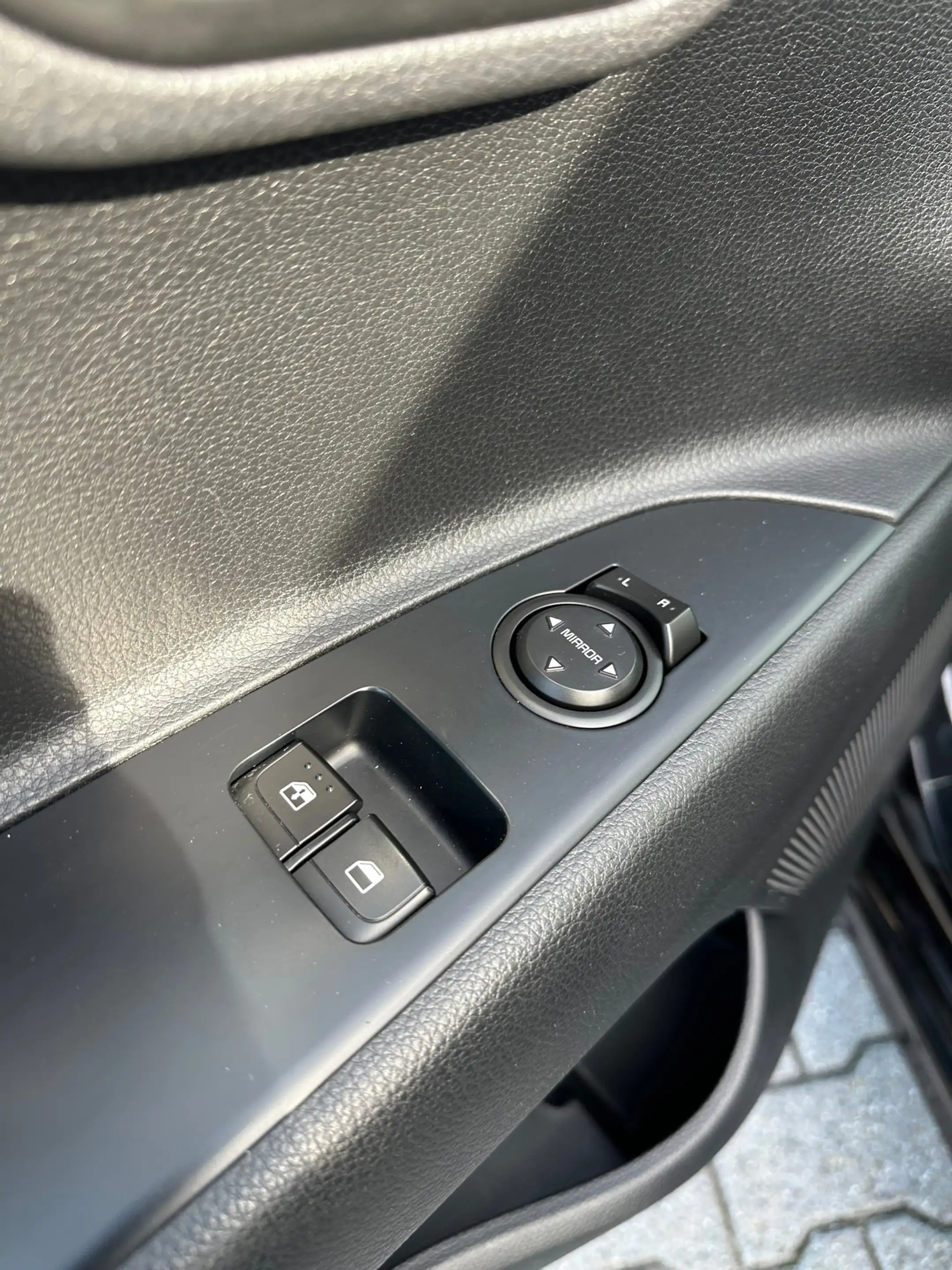 Kia Rio 1.0 TGDI ComfortPlusLine Navigator, Carplay, Camer — photo 15