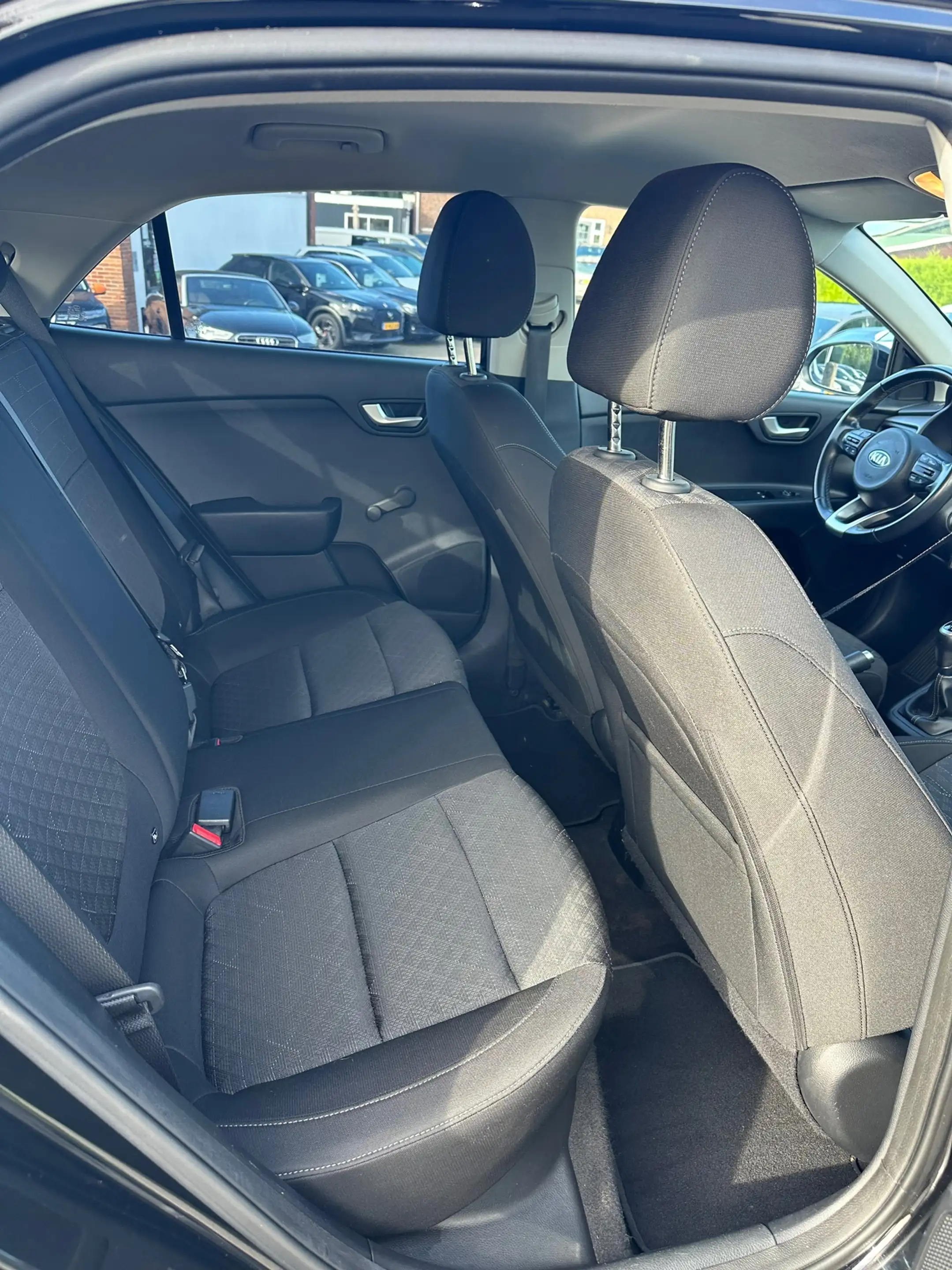 Kia Rio 1.0 TGDI ComfortPlusLine Navigator, Carplay, Camer — photo 10