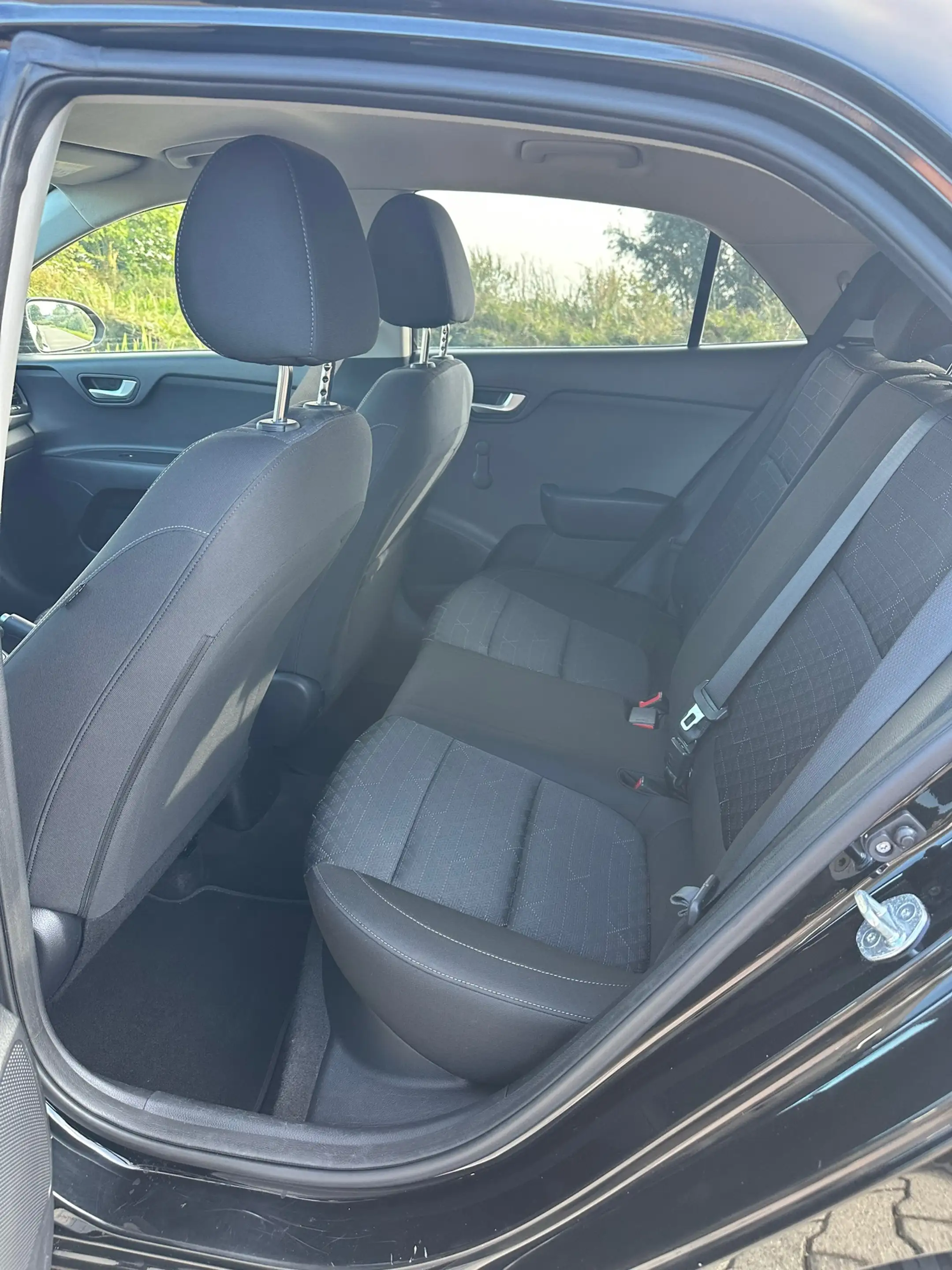 Kia Rio 1.0 TGDI ComfortPlusLine Navigator, Carplay, Camer — photo 8