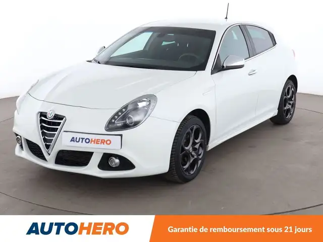 2016 Alfa Romeo Giulietta in White for sale