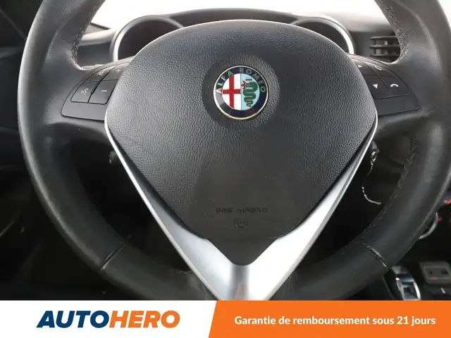 Alfa Romeo Giulietta view 19