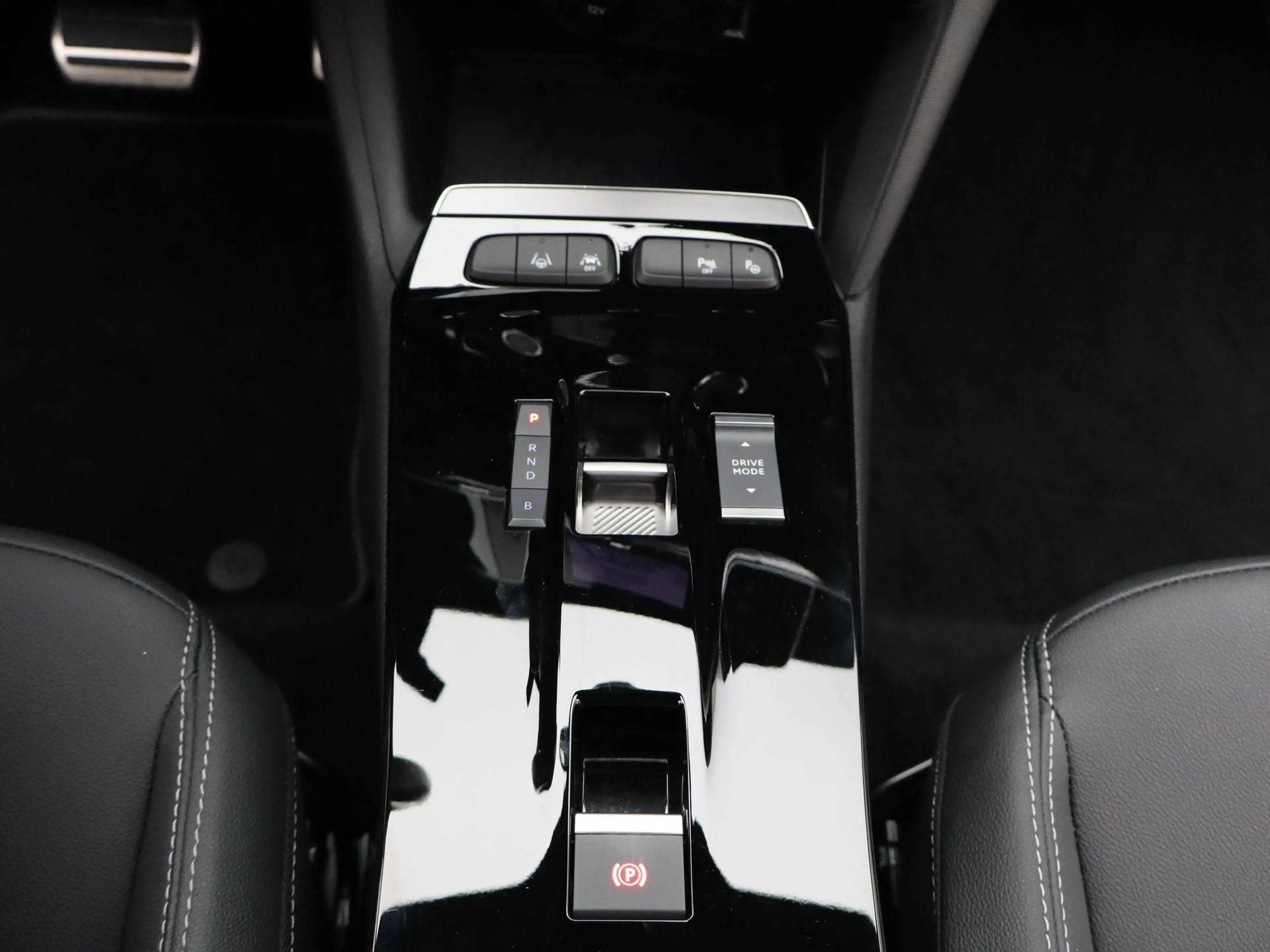 Opel Mokka-E BEV 50kWh e-Ultimate | NAVIGATIE | LICHTMETALEN VE — photo 10