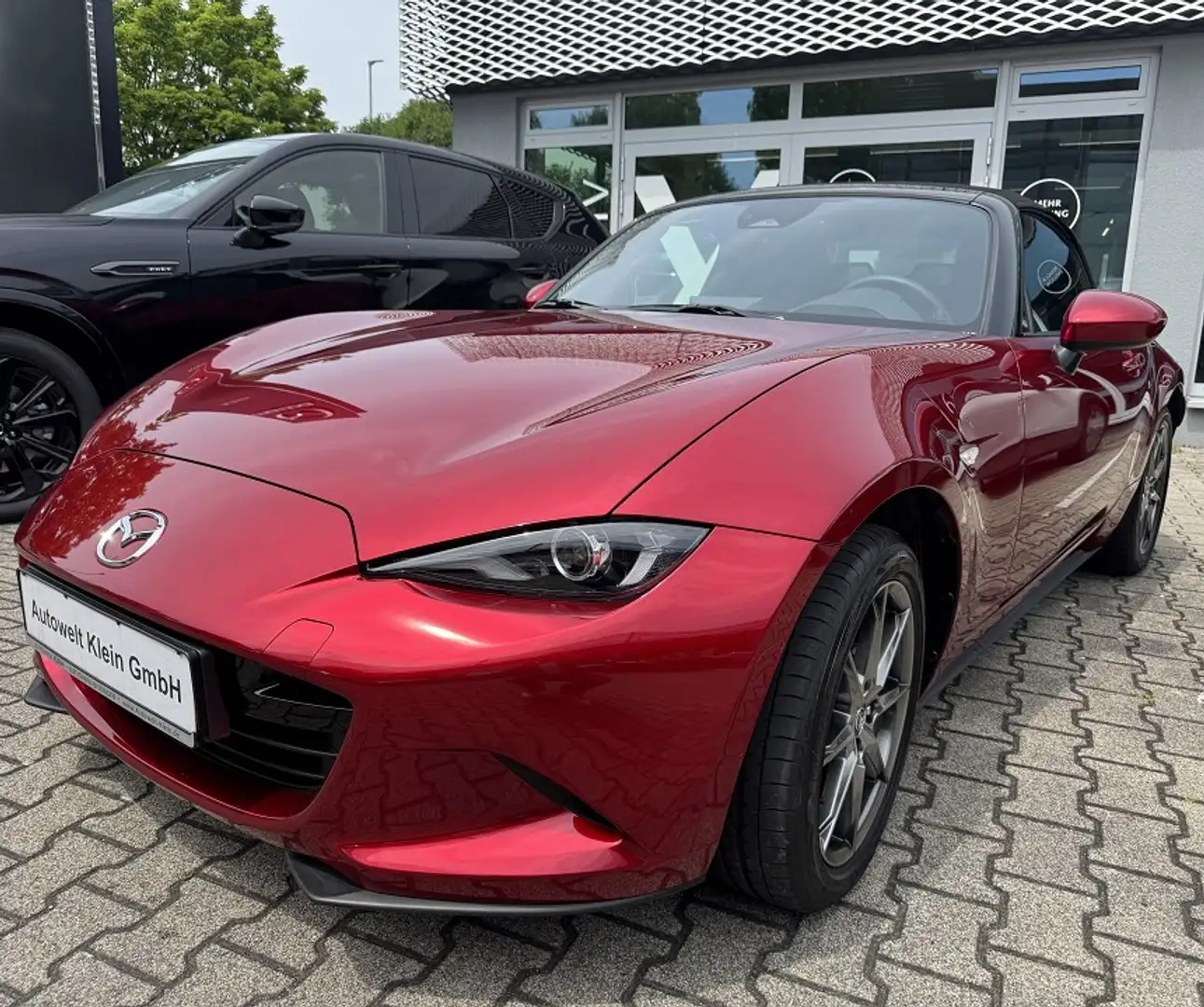 Mazda MX-5 1.5L SKYACTIV-G (132 hp) Rood - 1