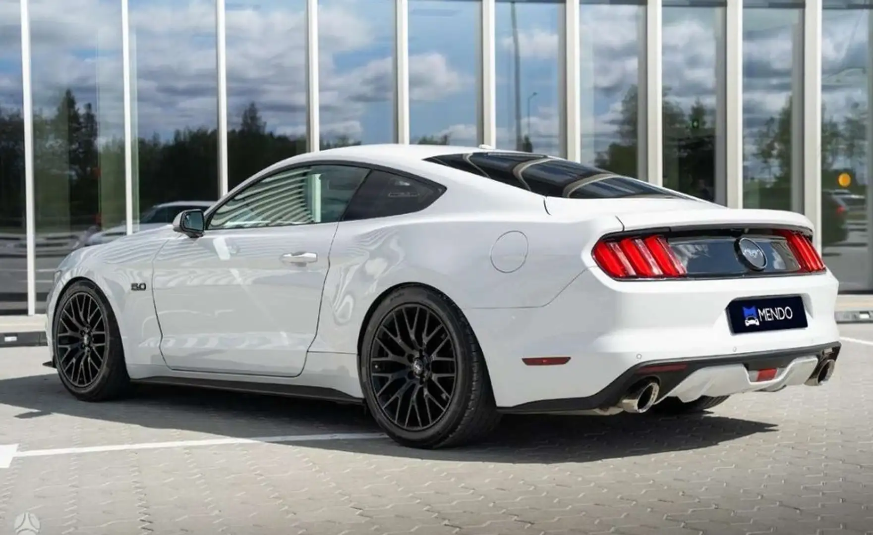 Ford Mustang 5.0 Ti-VCT V8 307kW GT (Fastsb.) Blanco - 2